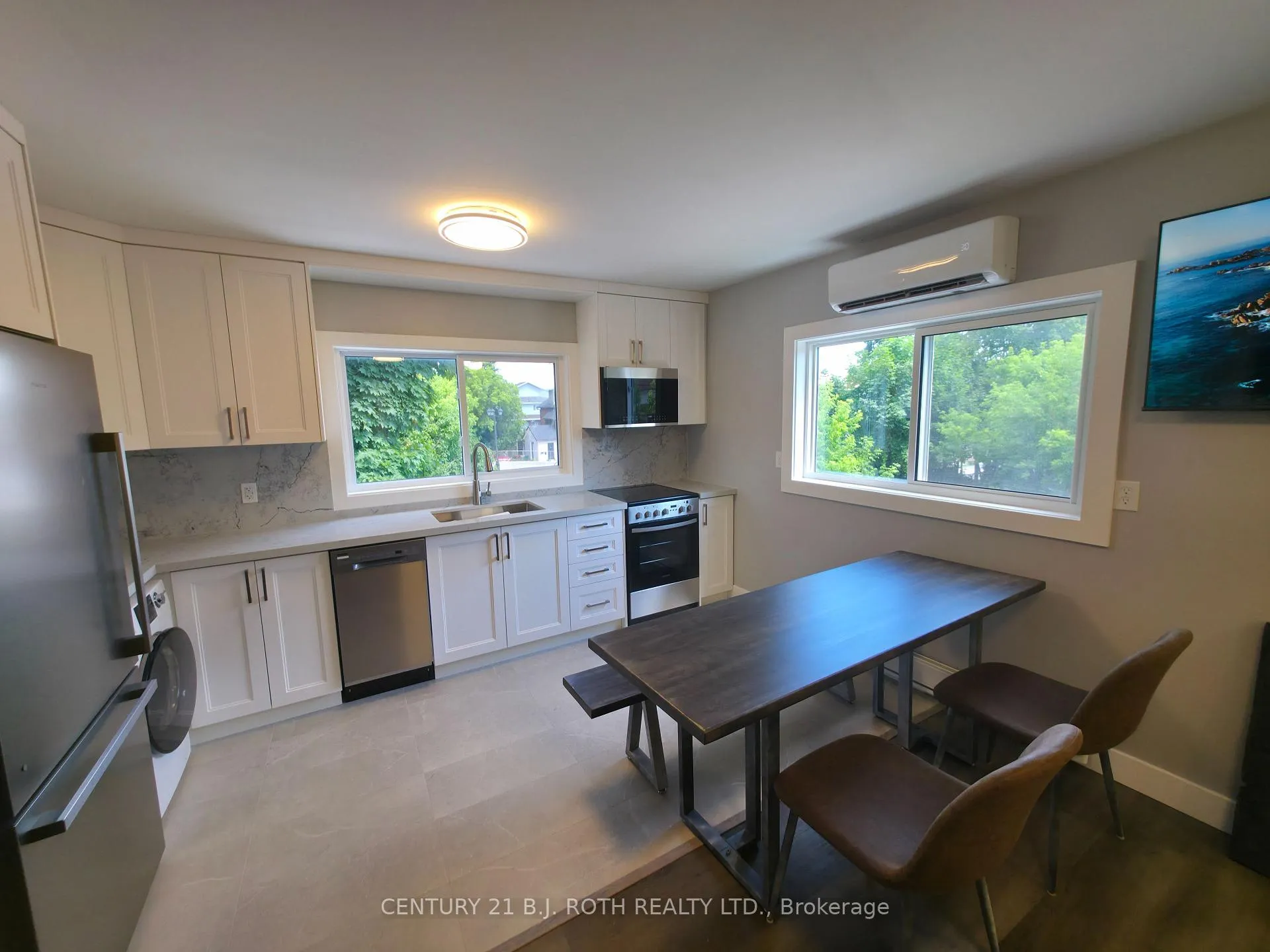 Photo 1 of Unit 5, 82 Albert Street N, Orillia — HOMEH