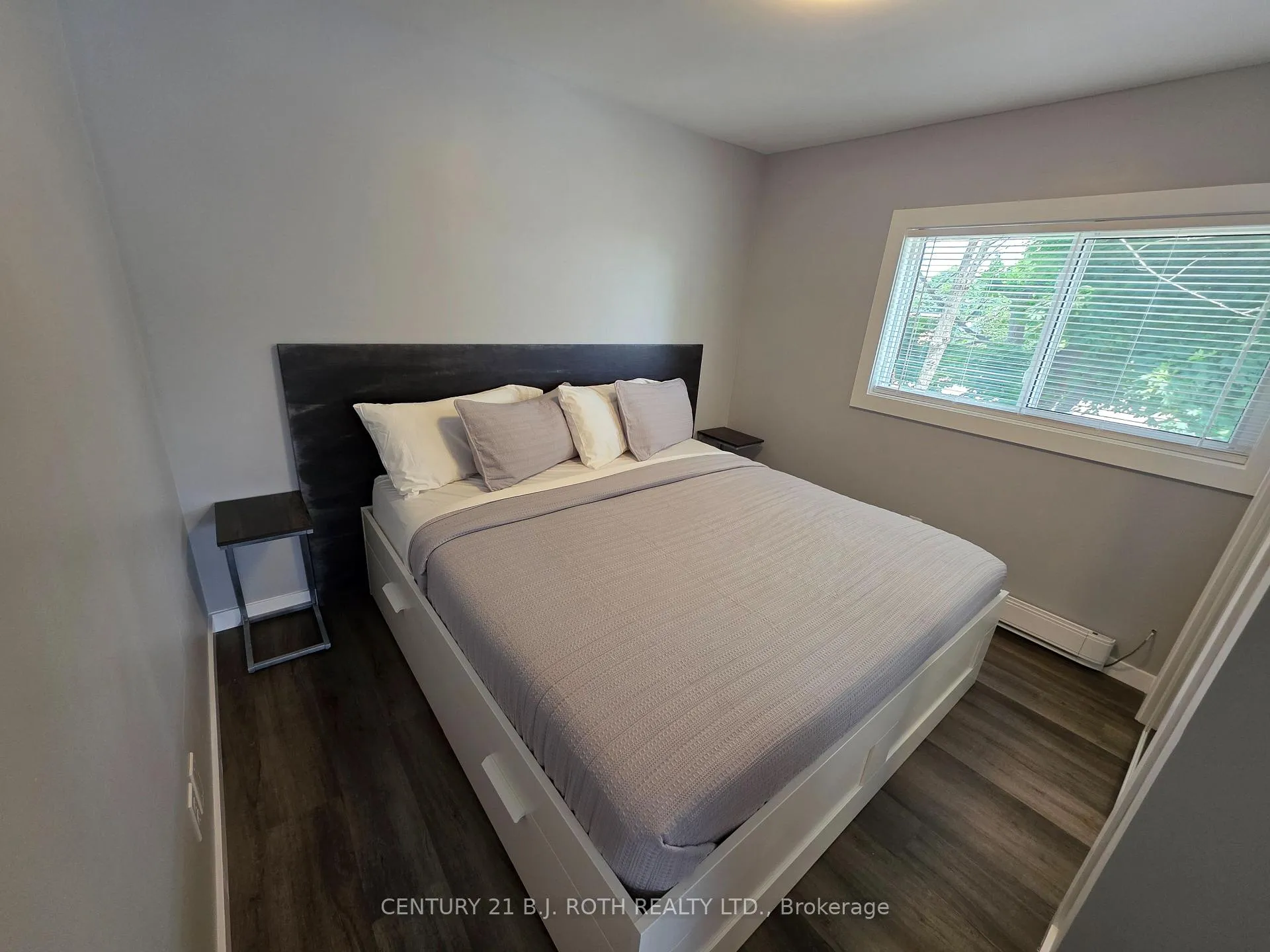 Photo 2 of Unit 5, 82 Albert Street N, Orillia — HOMEH