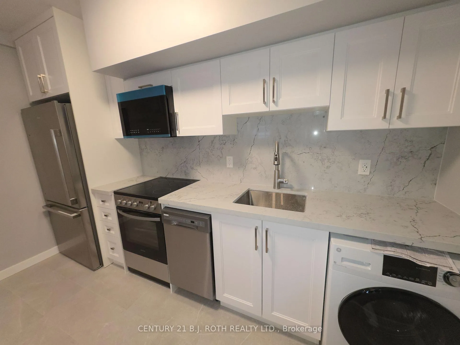 Photo 2 of Unit 6, 82 Albert Street N, Orillia — HOMEH