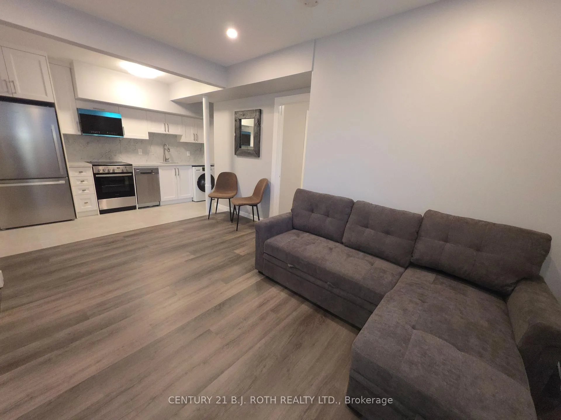 Photo 9 of Unit 6, 82 Albert Street N, Orillia — HOMEH