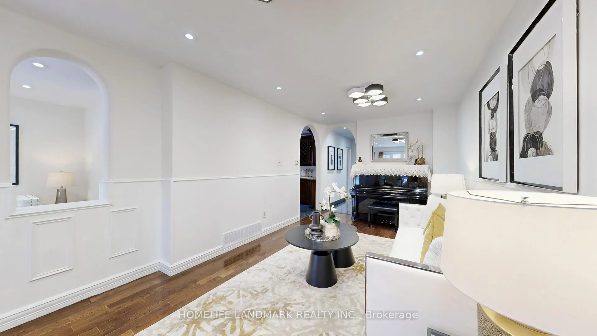 Photo 7 of 121 Digby Crescent, Markham, Milliken Mills East — HOMEH