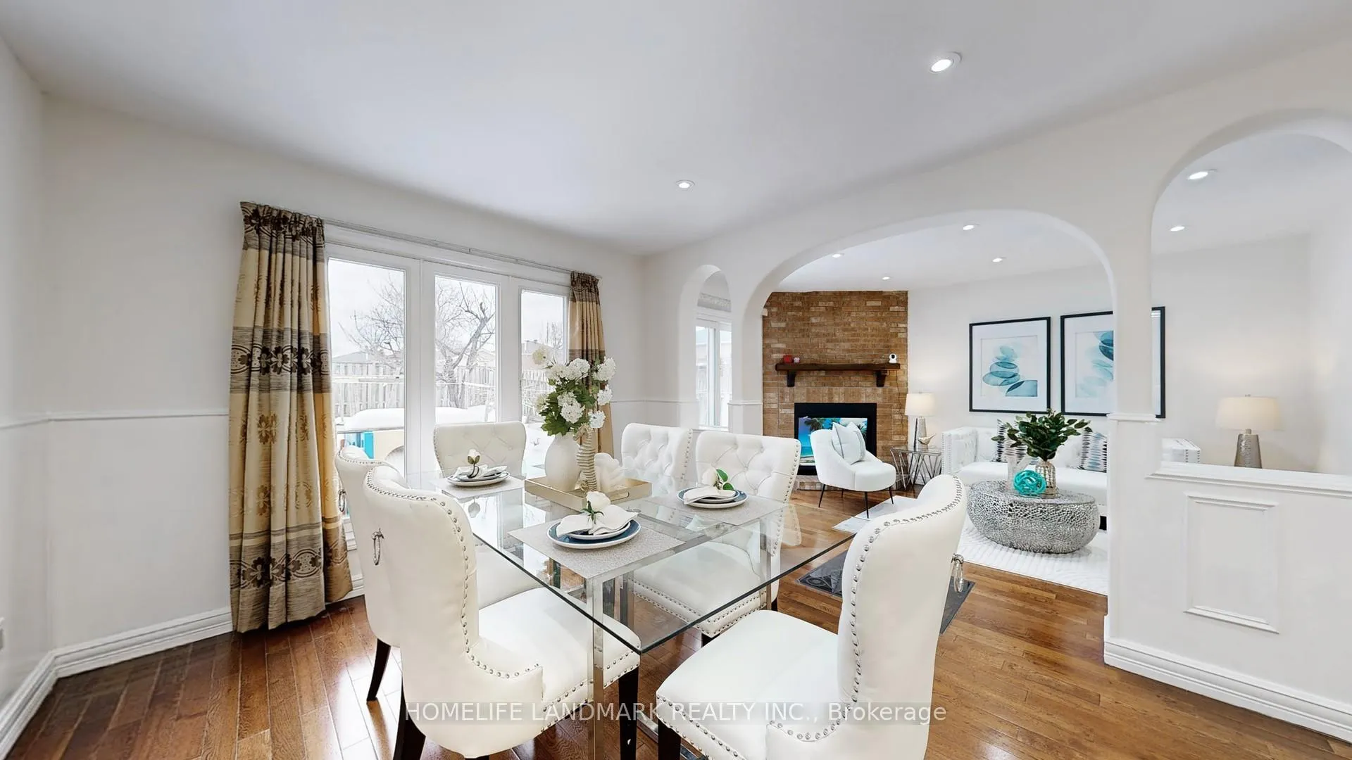 Photo 8 of 121 Digby Crescent, Markham, Milliken Mills East — HOMEH
