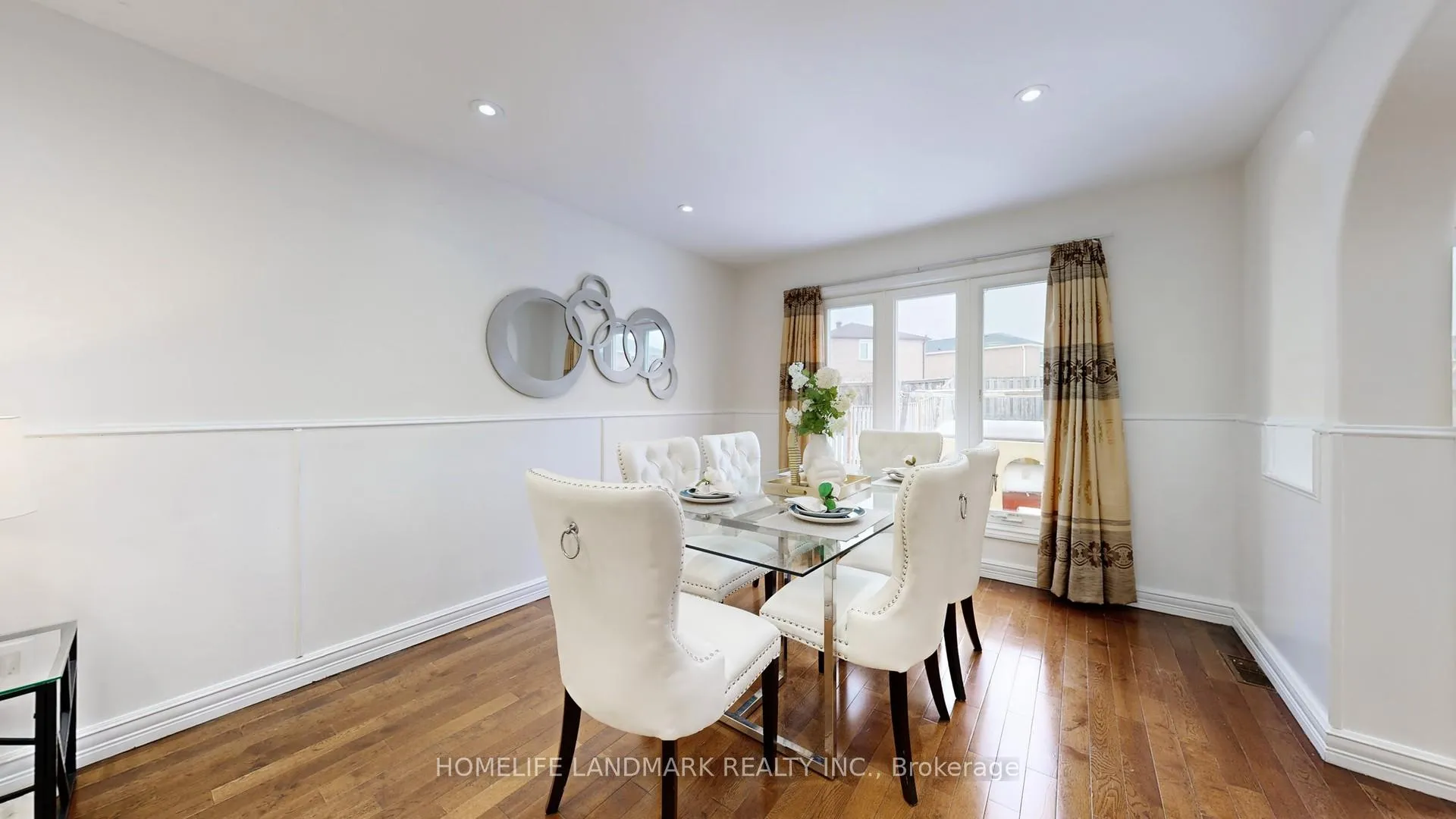 Photo 10 of 121 Digby Crescent, Markham, Milliken Mills East — HOMEH
