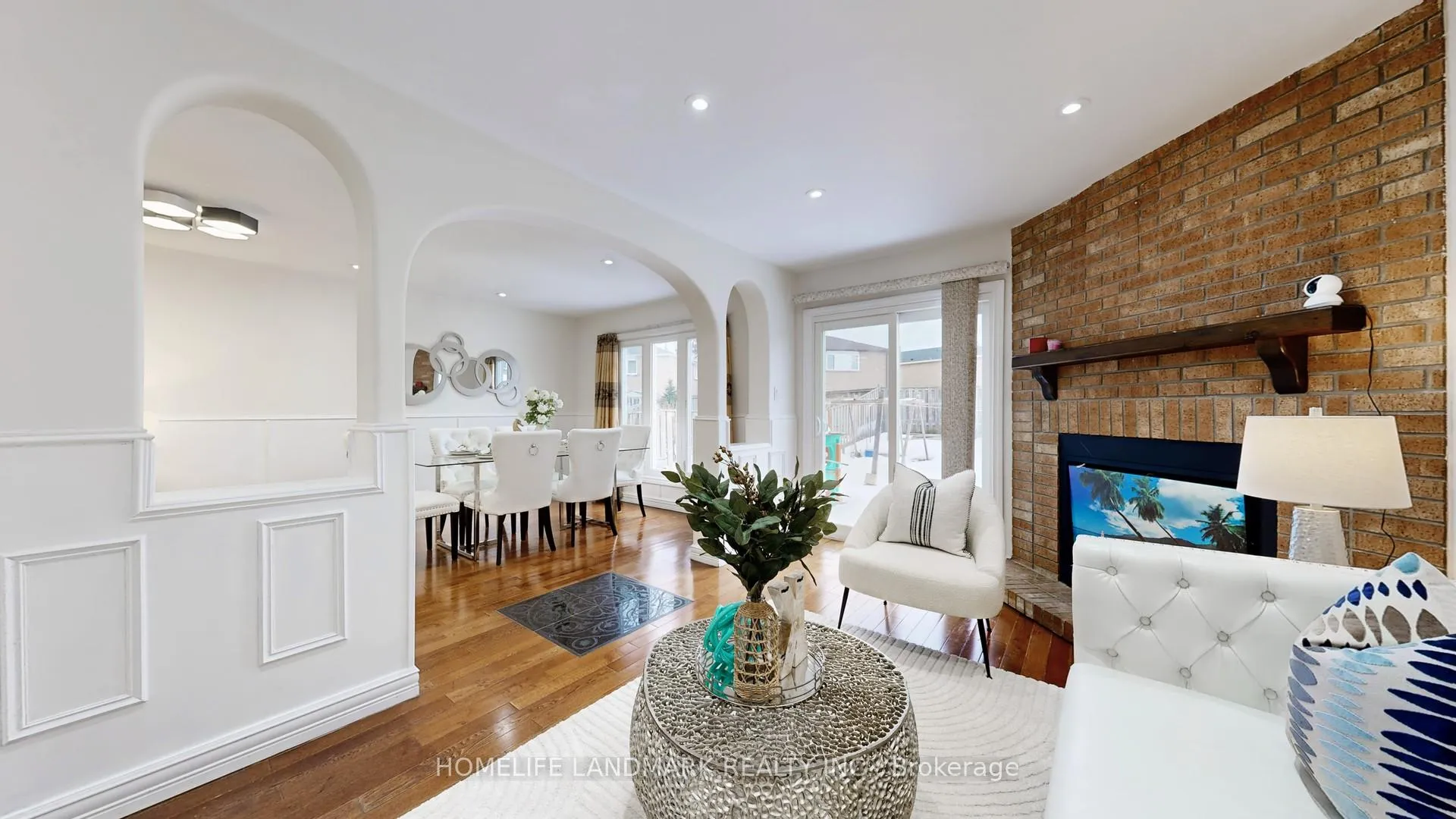 Photo 13 of 121 Digby Crescent, Markham, Milliken Mills East — HOMEH