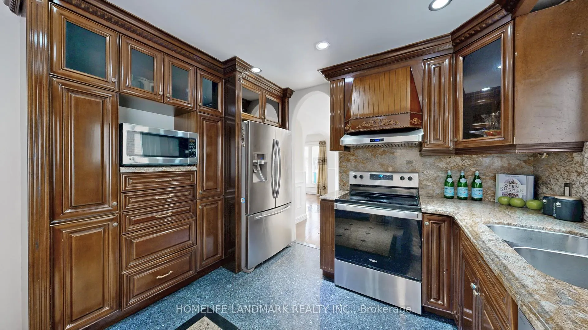 Photo 17 of 121 Digby Crescent, Markham, Milliken Mills East — HOMEH