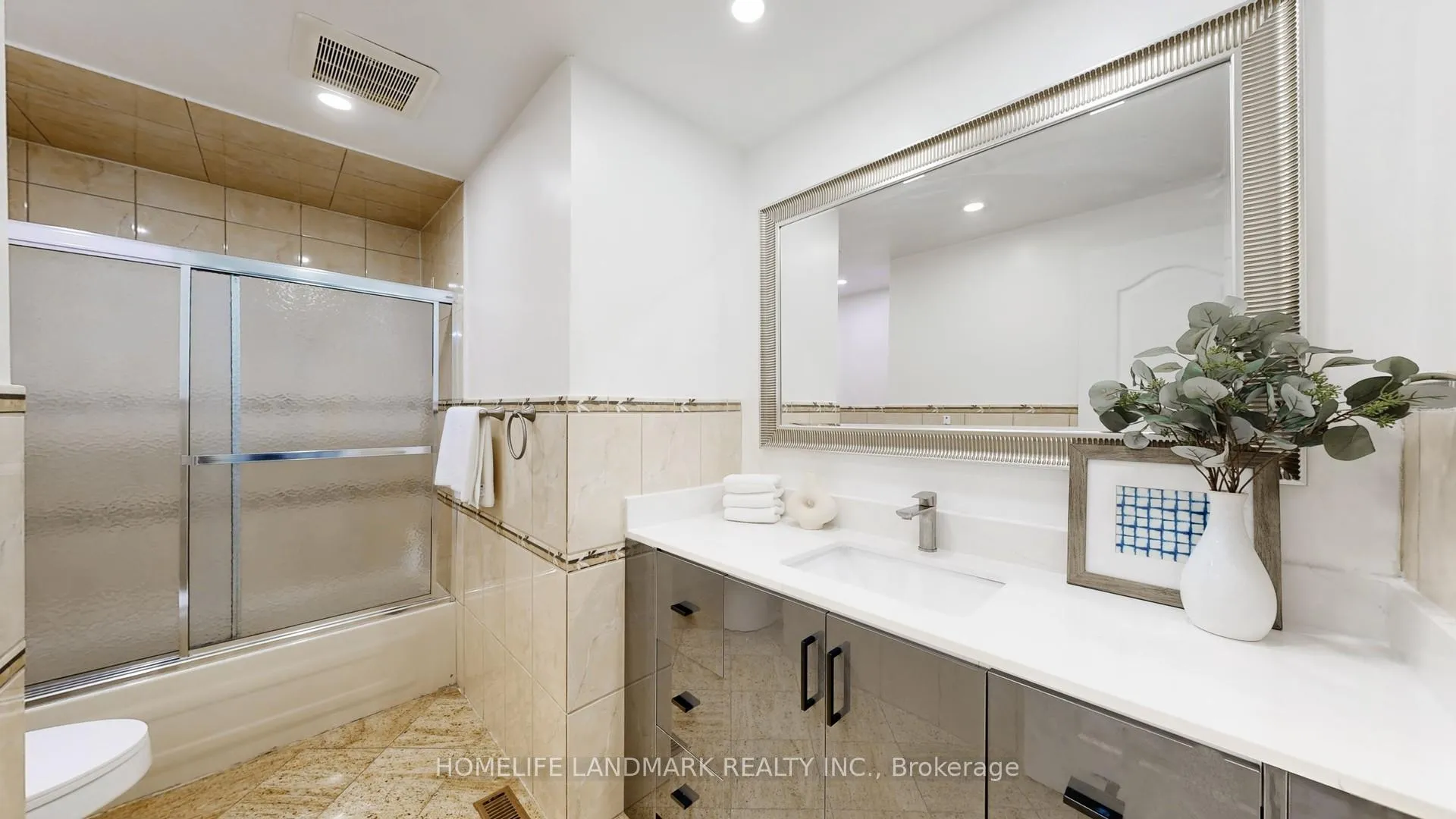 Photo 42 of 121 Digby Crescent, Markham, Milliken Mills East — HOMEH