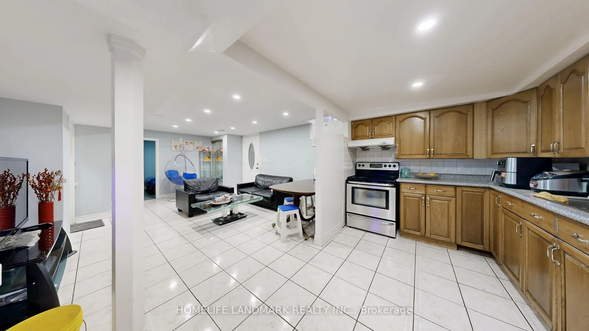 Photo 44 of 121 Digby Crescent, Markham, Milliken Mills East — HOMEH