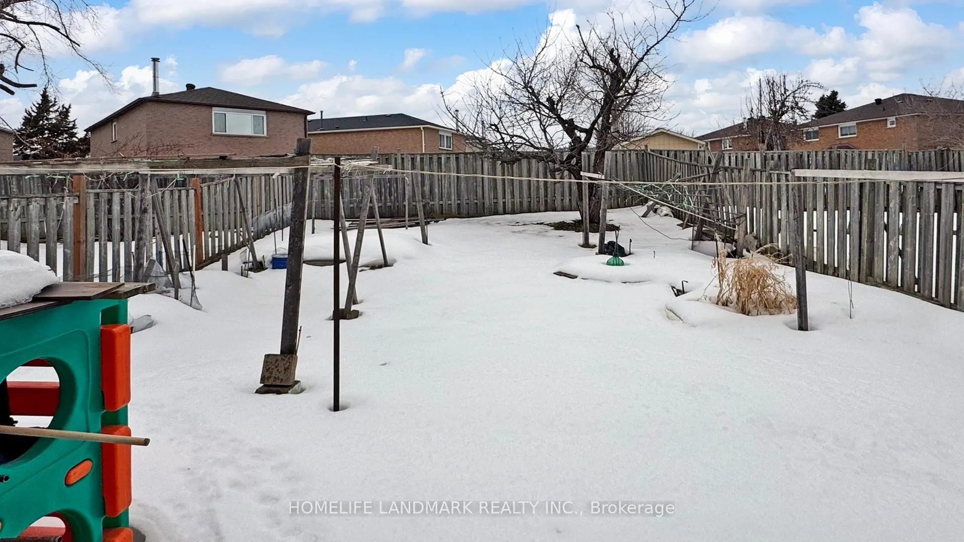 Photo 50 of 121 Digby Crescent, Markham, Milliken Mills East — HOMEH