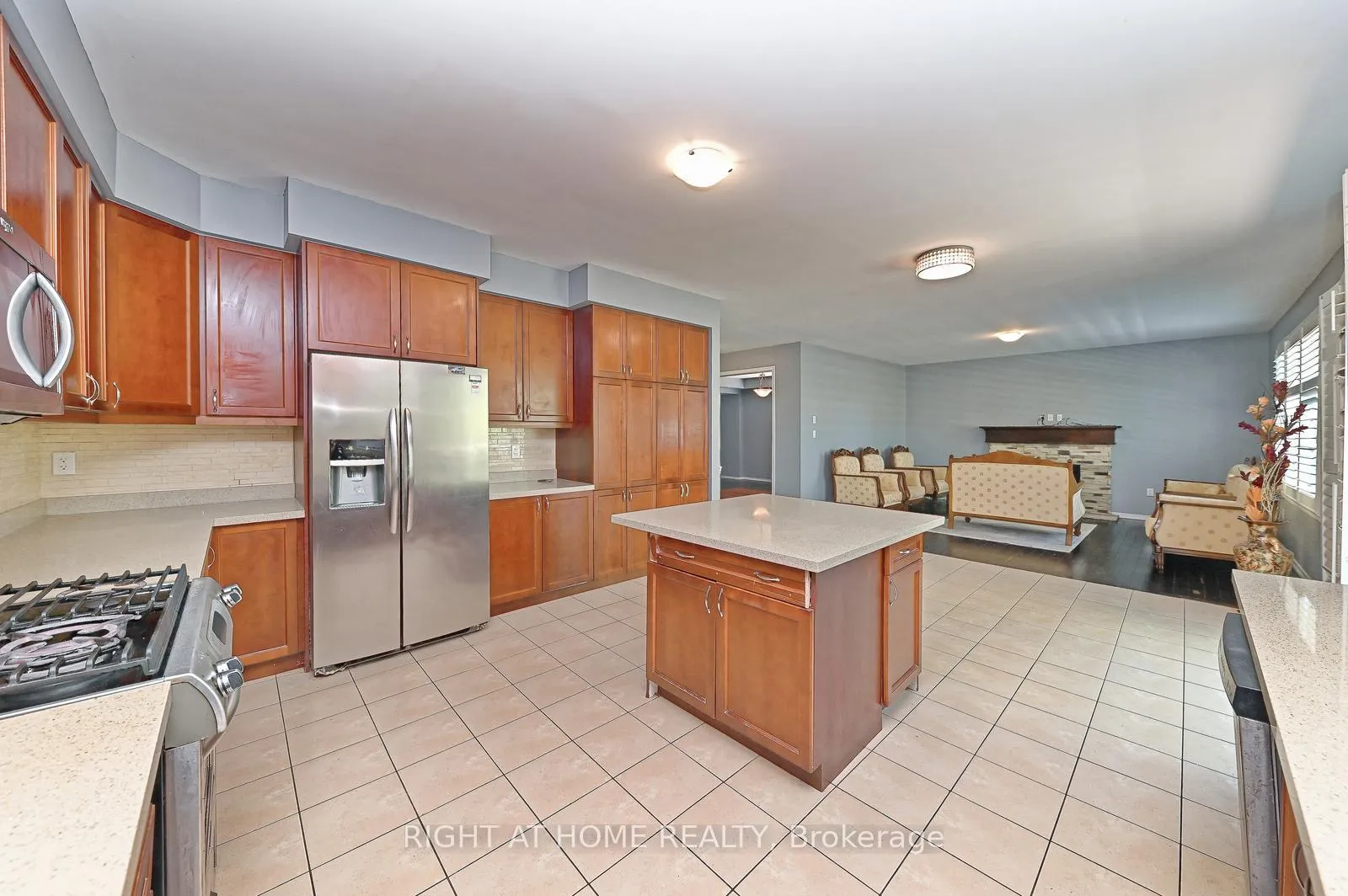 Photo 8 of 292 Falling Green Crescent, Kitchener, Trussler — HOMEH