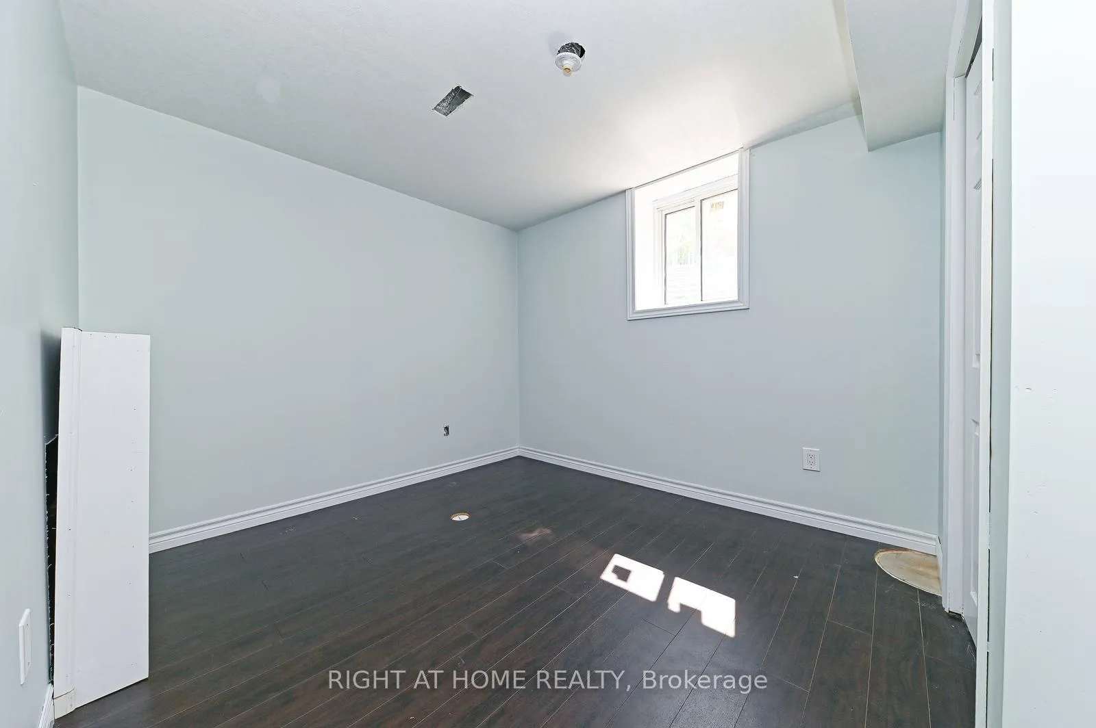 Photo 30 of 292 Falling Green Crescent, Kitchener, Trussler — HOMEH