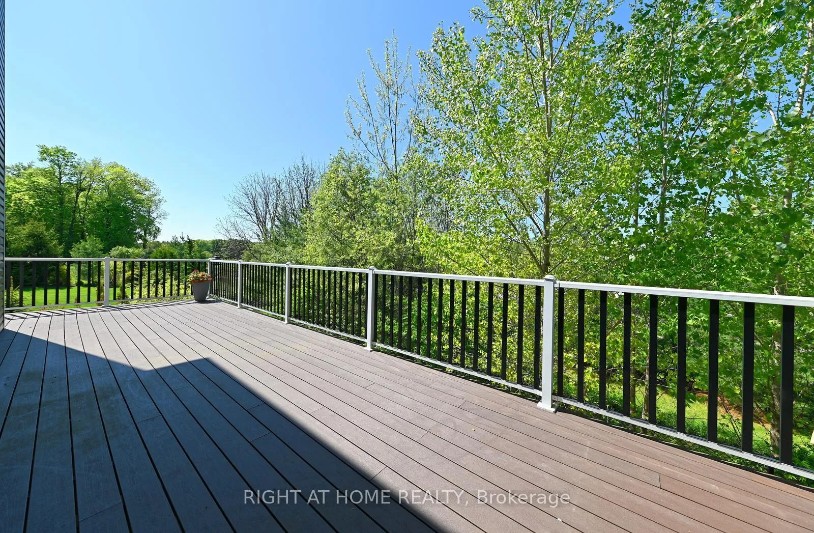 Photo 35 of 292 Falling Green Crescent, Kitchener, Trussler — HOMEH