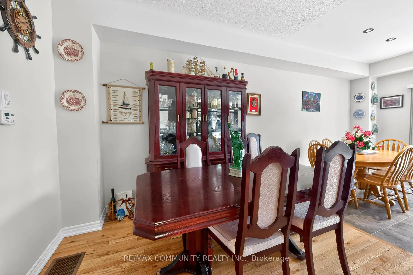 Photo 7 of 1228 Peelar Crescent, Innisfil, Lefroy — HOMEH