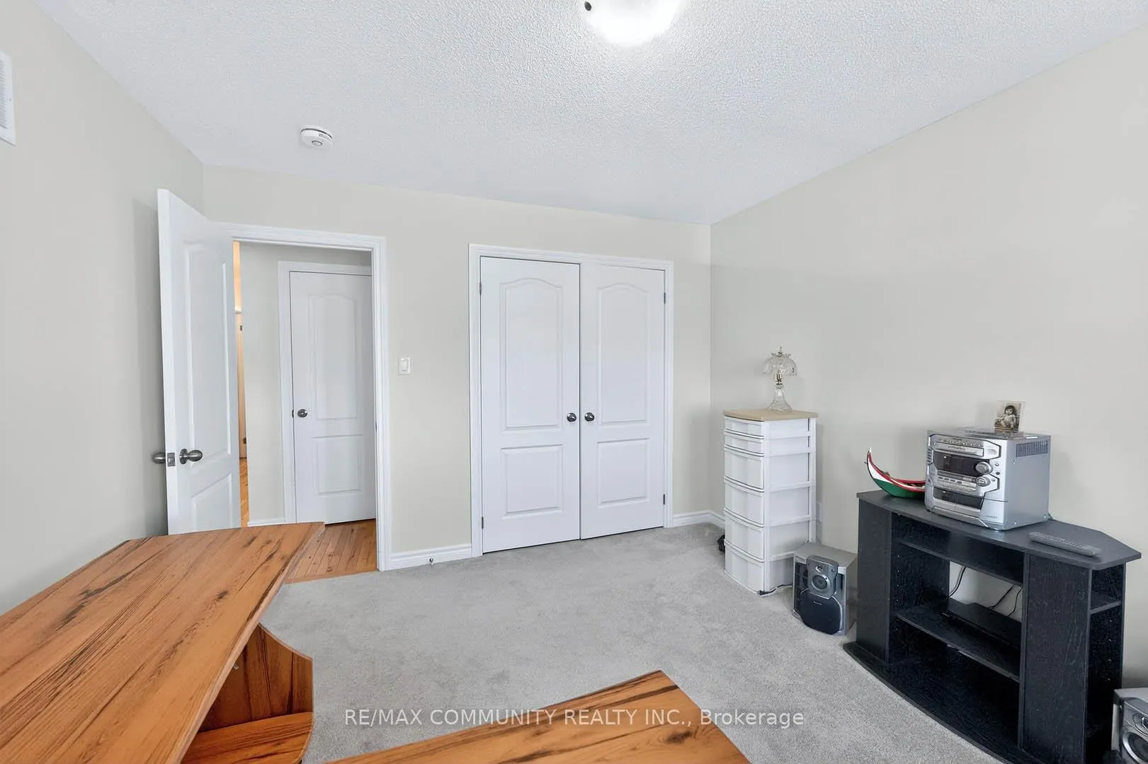 Photo 16 of 1228 Peelar Crescent, Innisfil, Lefroy — HOMEH