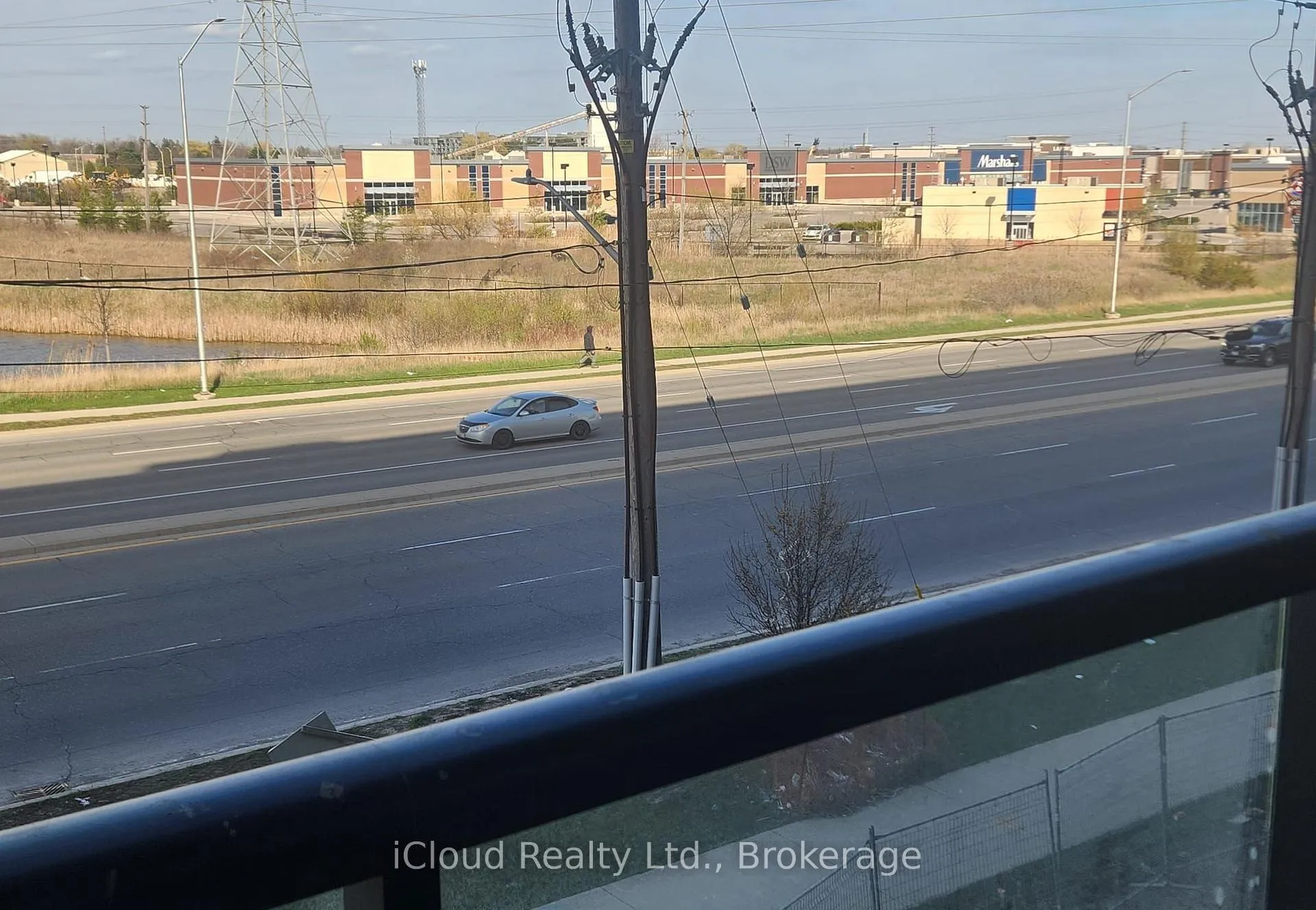 Photo 12 of Unit B304, 3200 Dakota Common, Burlington, Alton — HOMEH