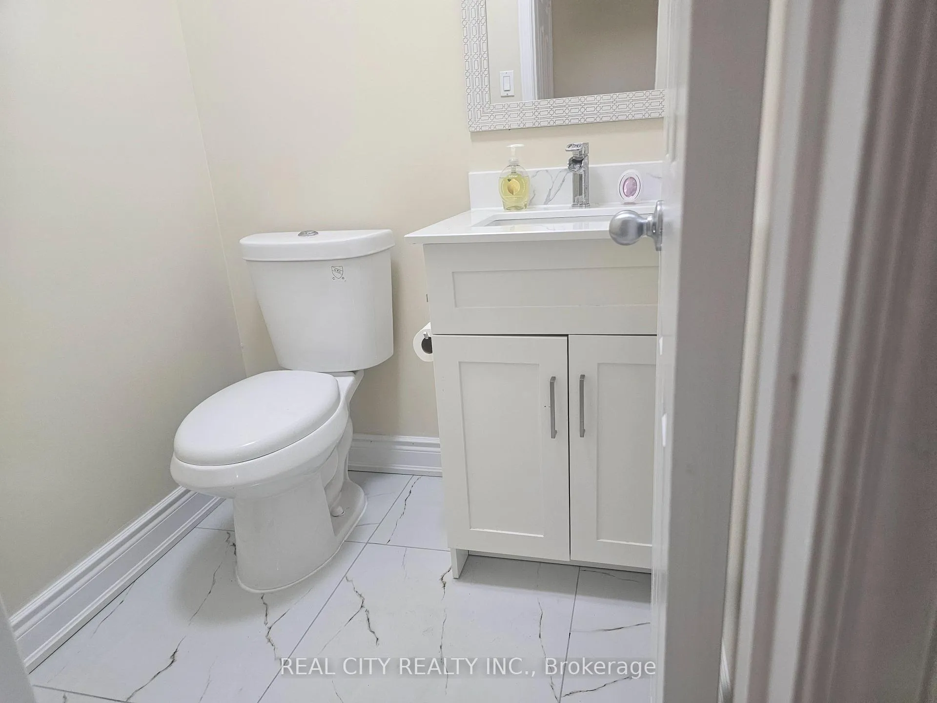Photo 14 of 37 Bobcat Street, Brampton, Sandringham-Wellington — HOMEH