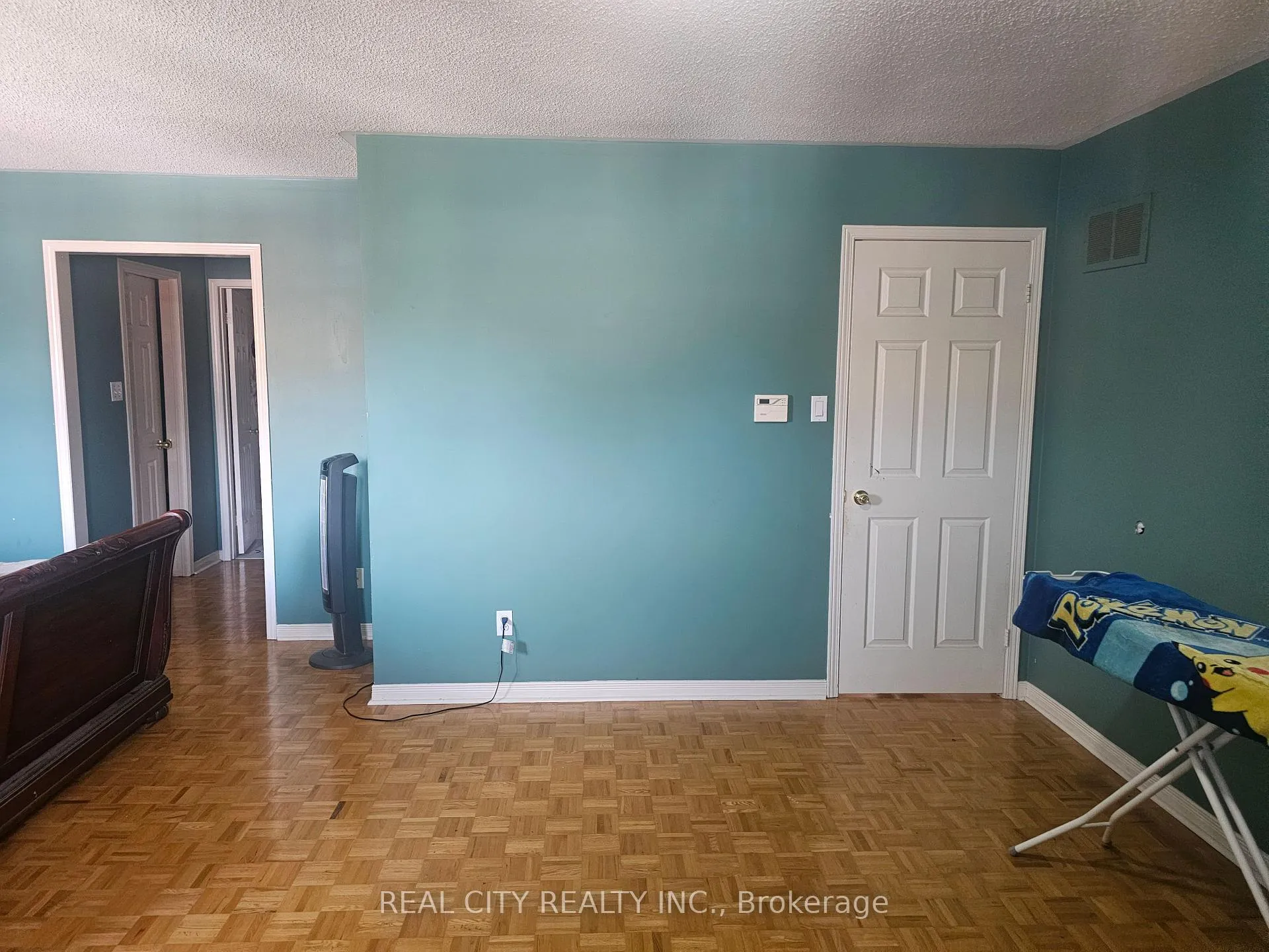 Photo 21 of 37 Bobcat Street, Brampton, Sandringham-Wellington — HOMEH