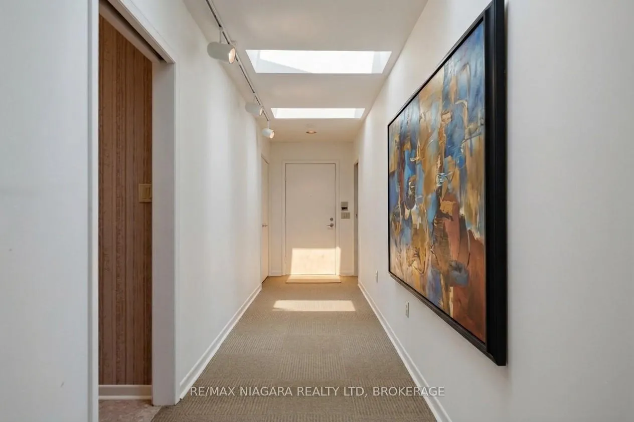 Photo 7 of 1 Springbank Drive, St. Catharines, Ridley — HOMEH