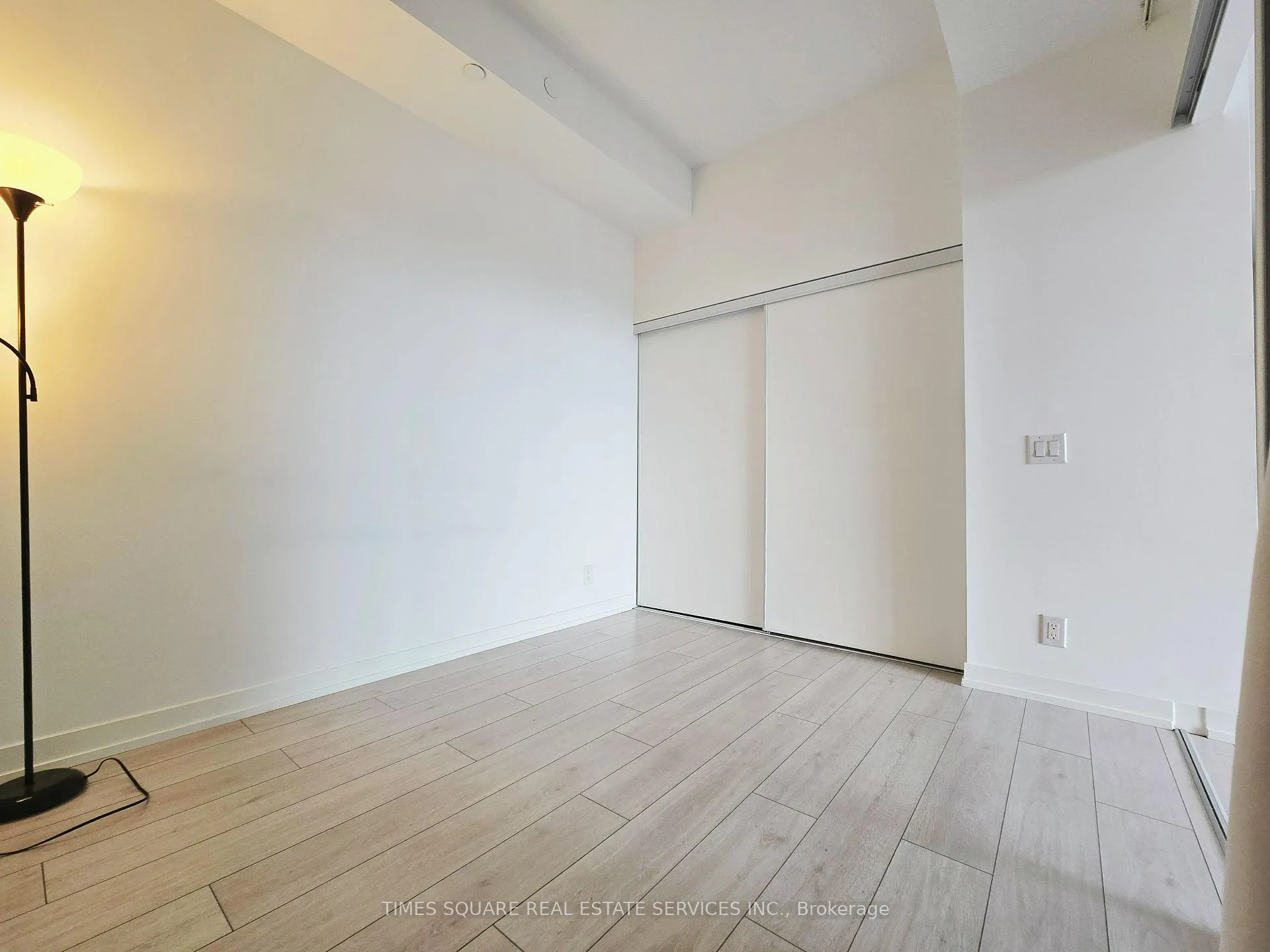 Photo 23 of Unit 912, 270 Dufferin Street, Toronto, South Parkdale — HOMEH