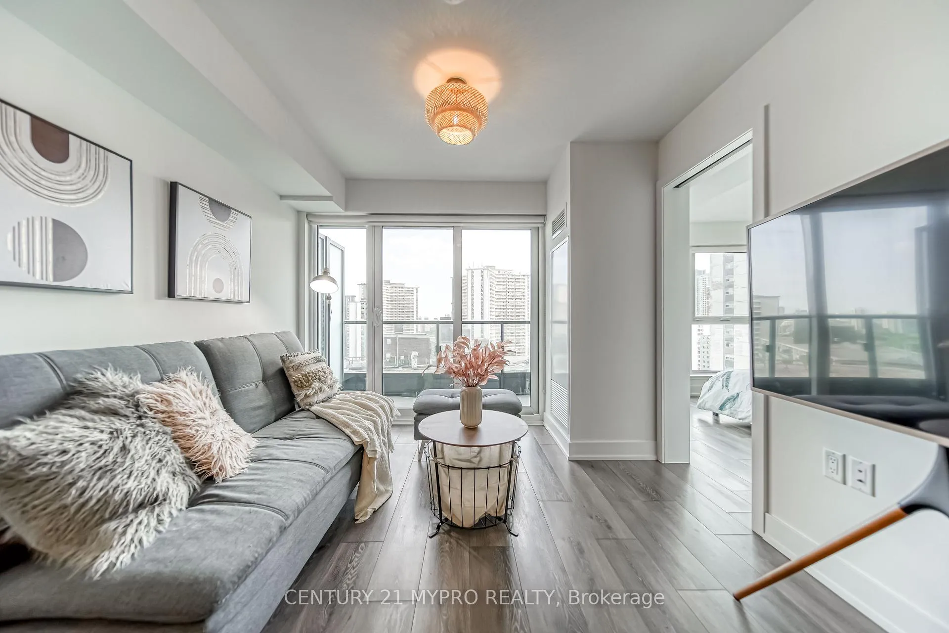 Photo 19 of Unit 1621, 585 Bloor Street E, Toronto, North St. James Town — HOMEH