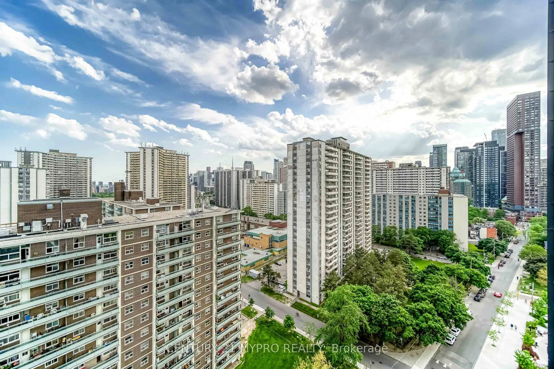 Photo 35 of Unit 1621, 585 Bloor Street E, Toronto, North St. James Town — HOMEH