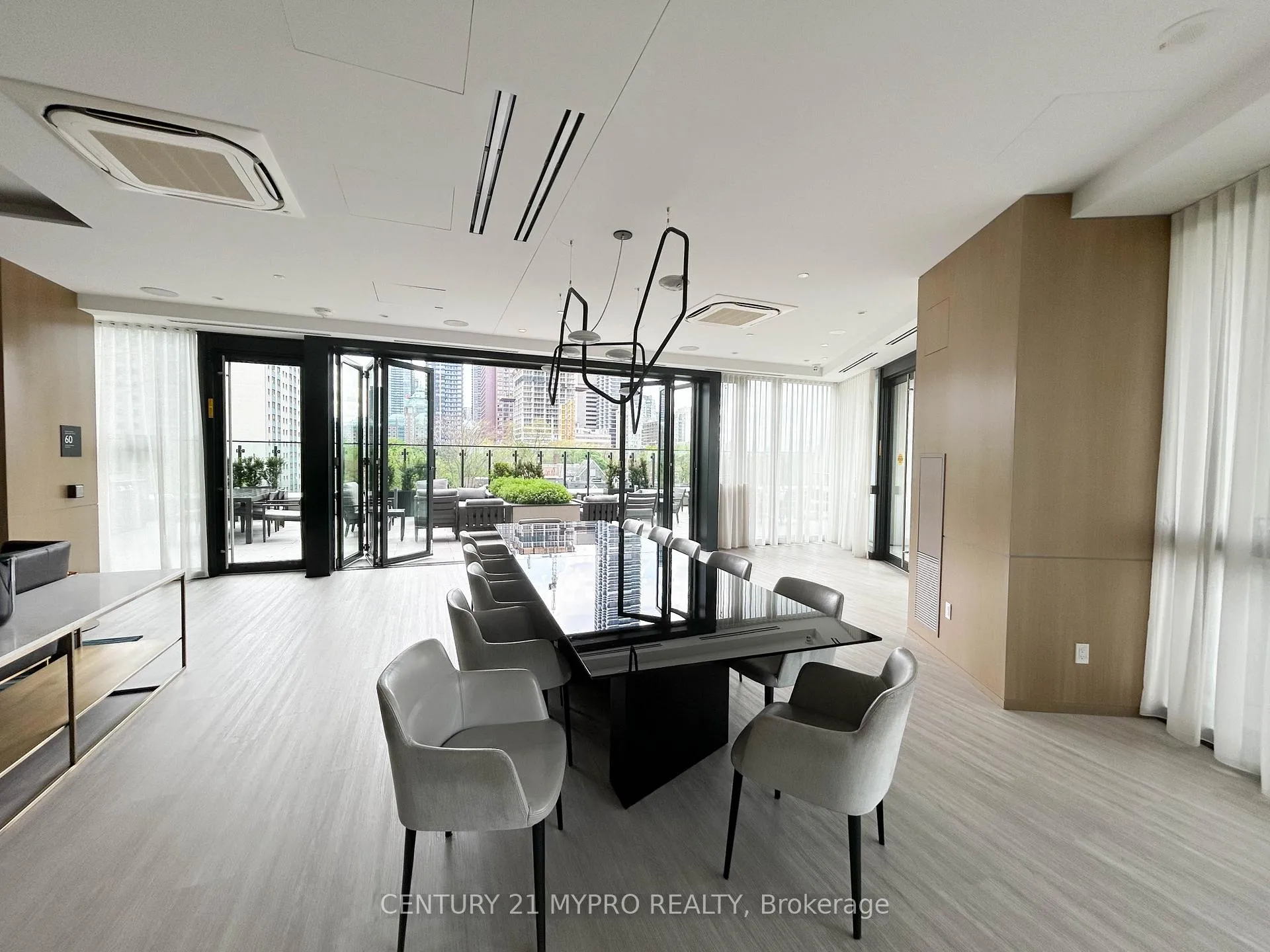 Photo 36 of Unit 1621, 585 Bloor Street E, Toronto, North St. James Town — HOMEH