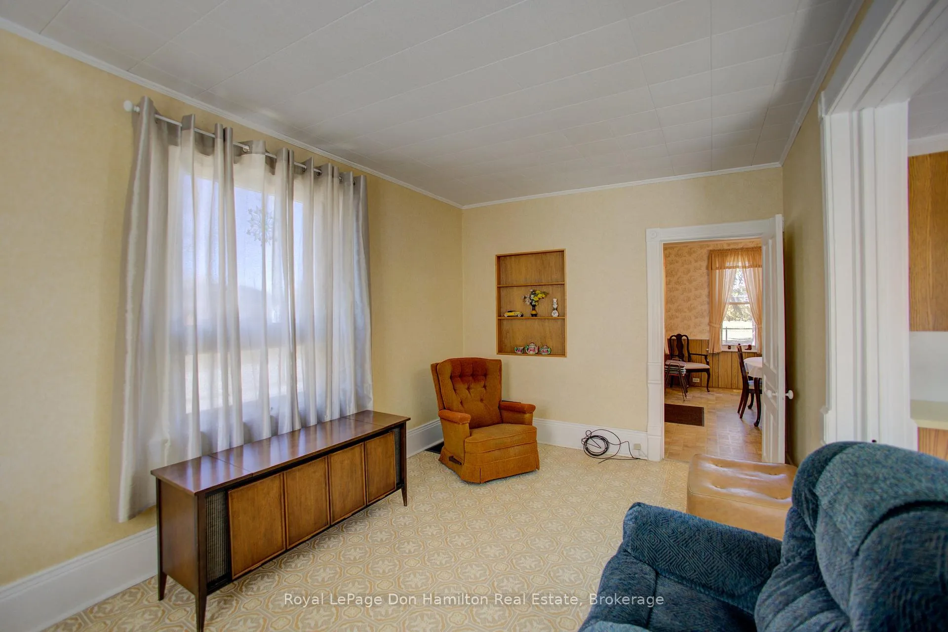 Photo 10 of 440 Reserve Avenue S, North Perth, Listowel — HOMEH