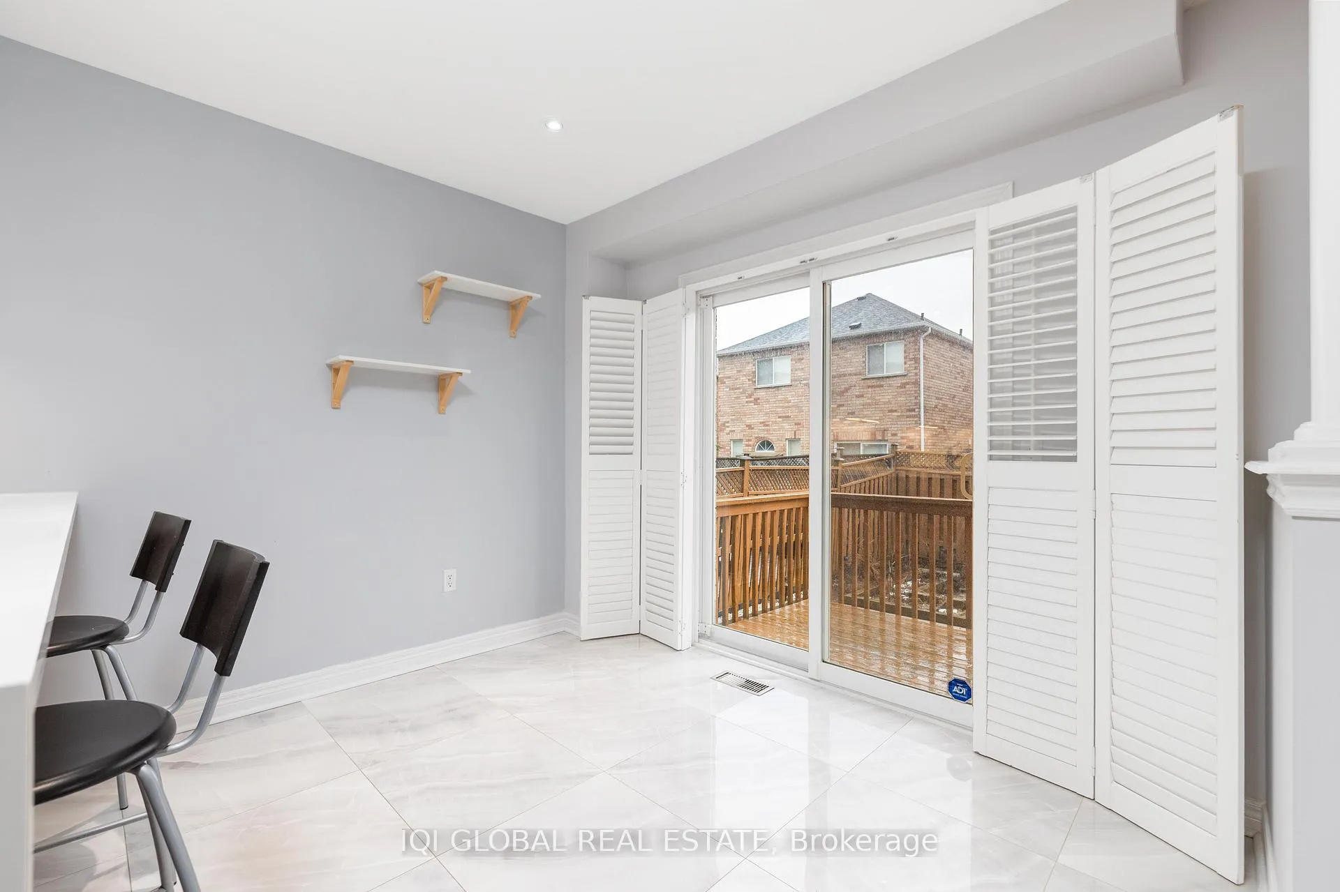 Photo 10 of 72 Park Place Drive, Markham, Greensborough — HOMEH