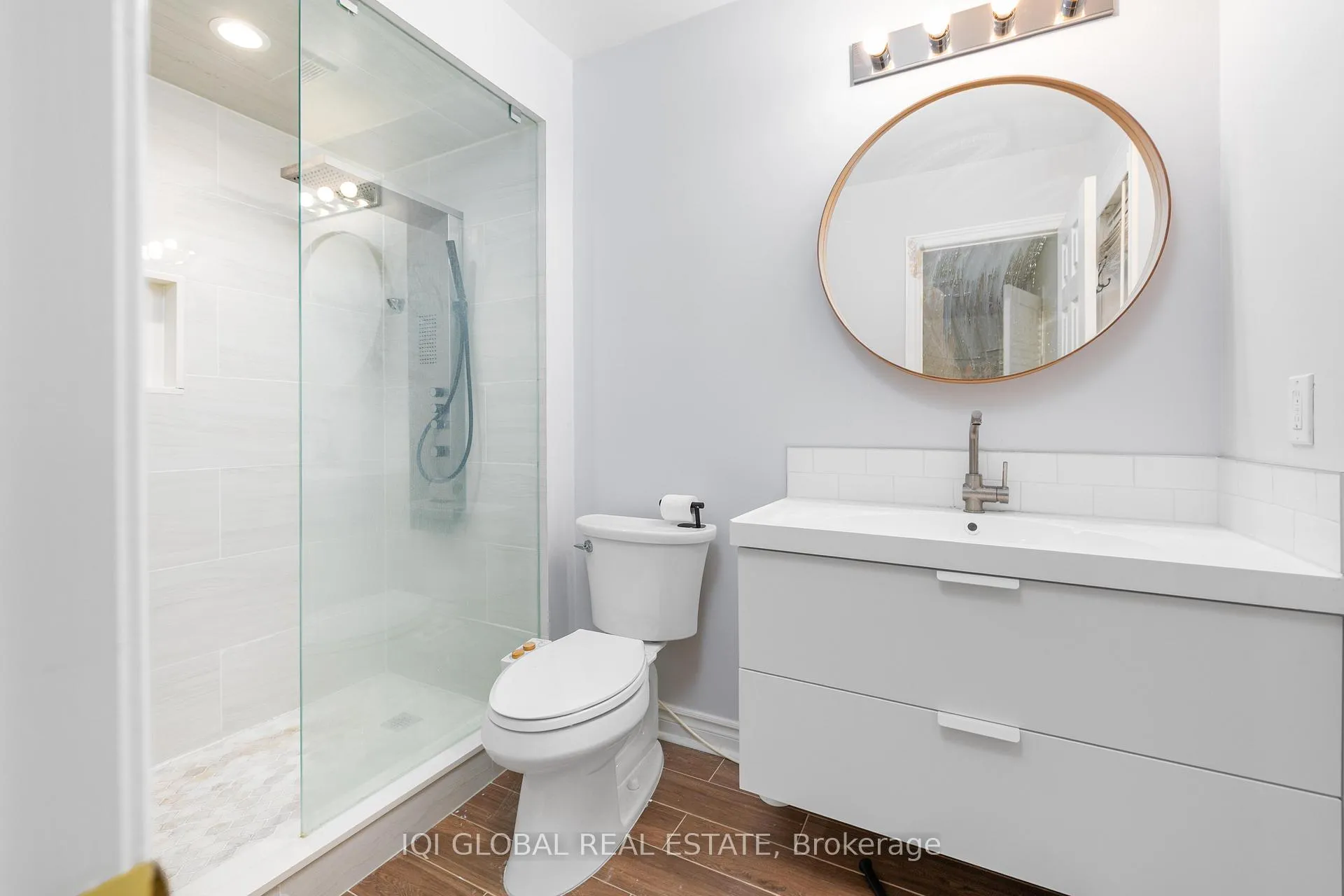 Photo 17 of 72 Park Place Drive, Markham, Greensborough — HOMEH