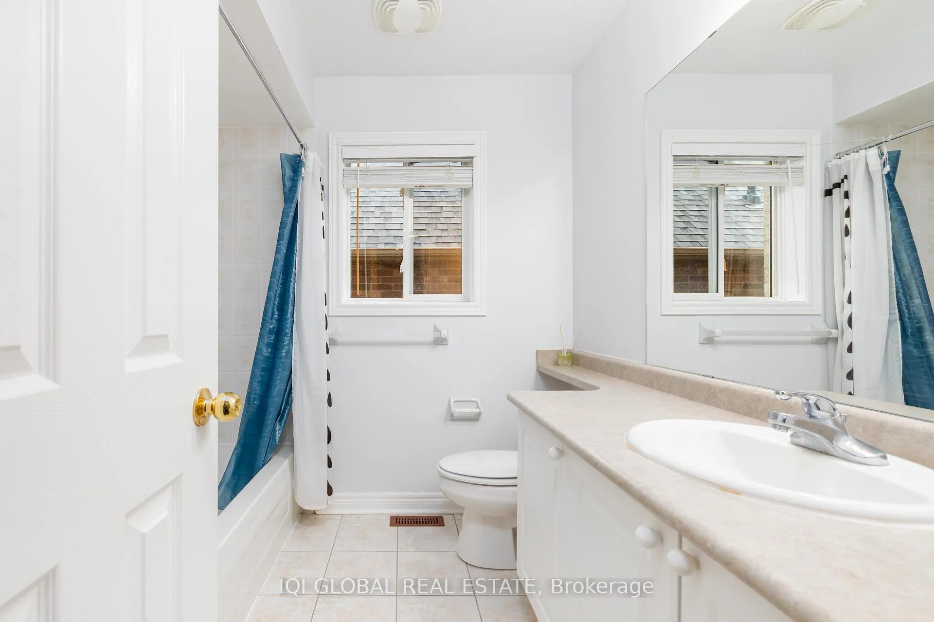 Photo 21 of 72 Park Place Drive, Markham, Greensborough — HOMEH