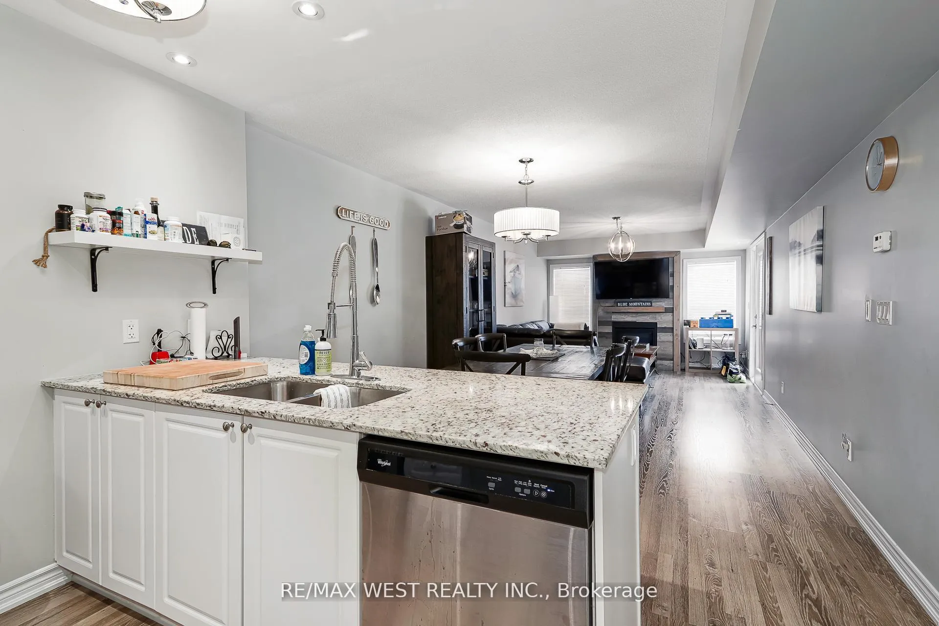 Photo 6 of Unit 107, 5 Anchorage Crescent, Collingwood — HOMEH