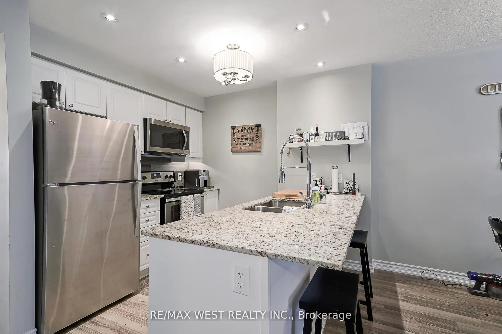 Photo 8 of Unit 107, 5 Anchorage Crescent, Collingwood — HOMEH