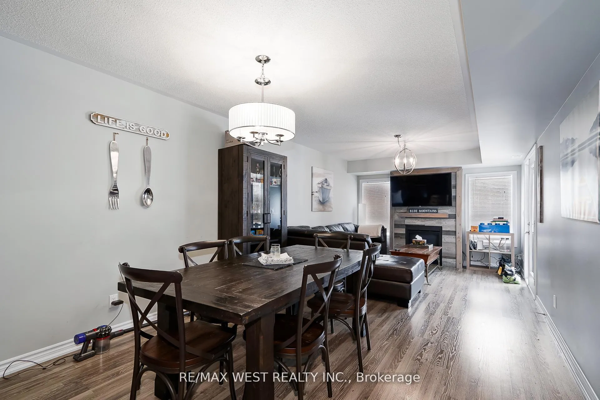 Photo 12 of Unit 107, 5 Anchorage Crescent, Collingwood — HOMEH
