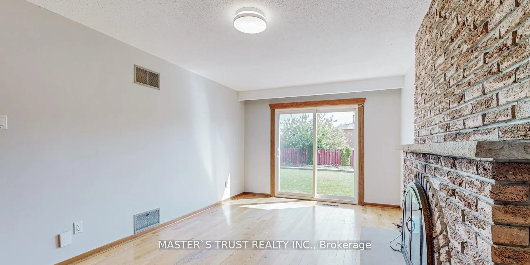 Photo 14 of 5 Empringham Crescent, Markham, Milliken Mills West — HOMEH