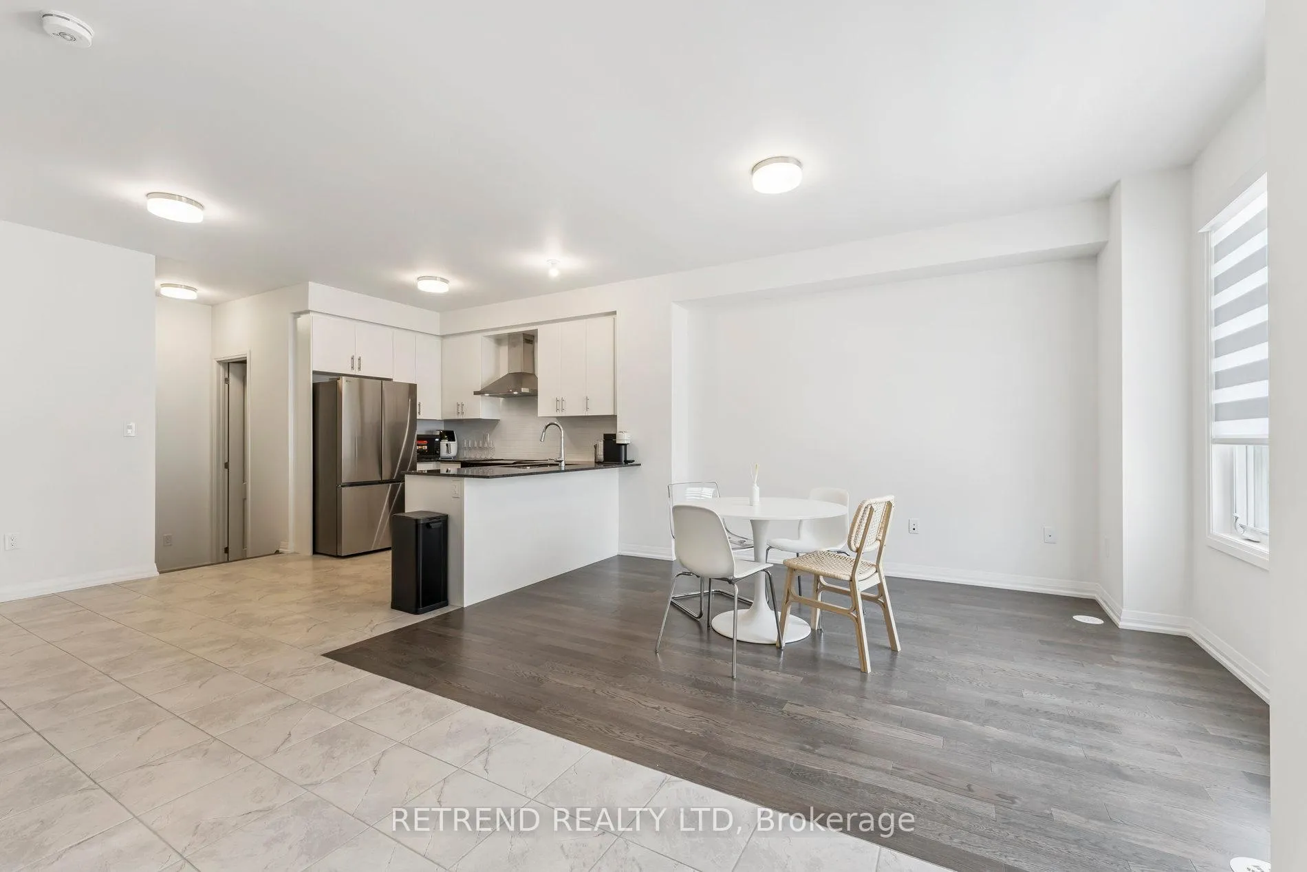 Photo 3 of 17 Moosehead Drive W, Brampton, Northwest Brampton — HOMEH