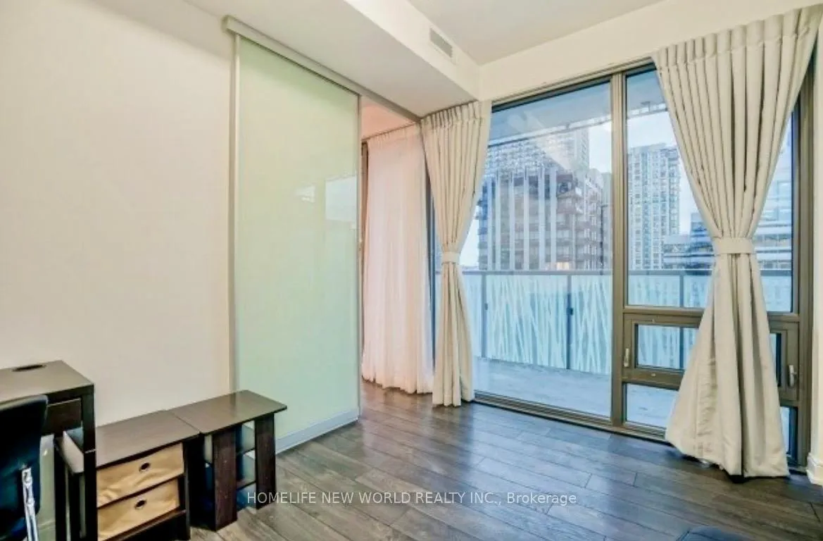Photo 4 of Unit 1410, 50 Charles Street E, Toronto, Church-Yonge Corridor — HOMEH