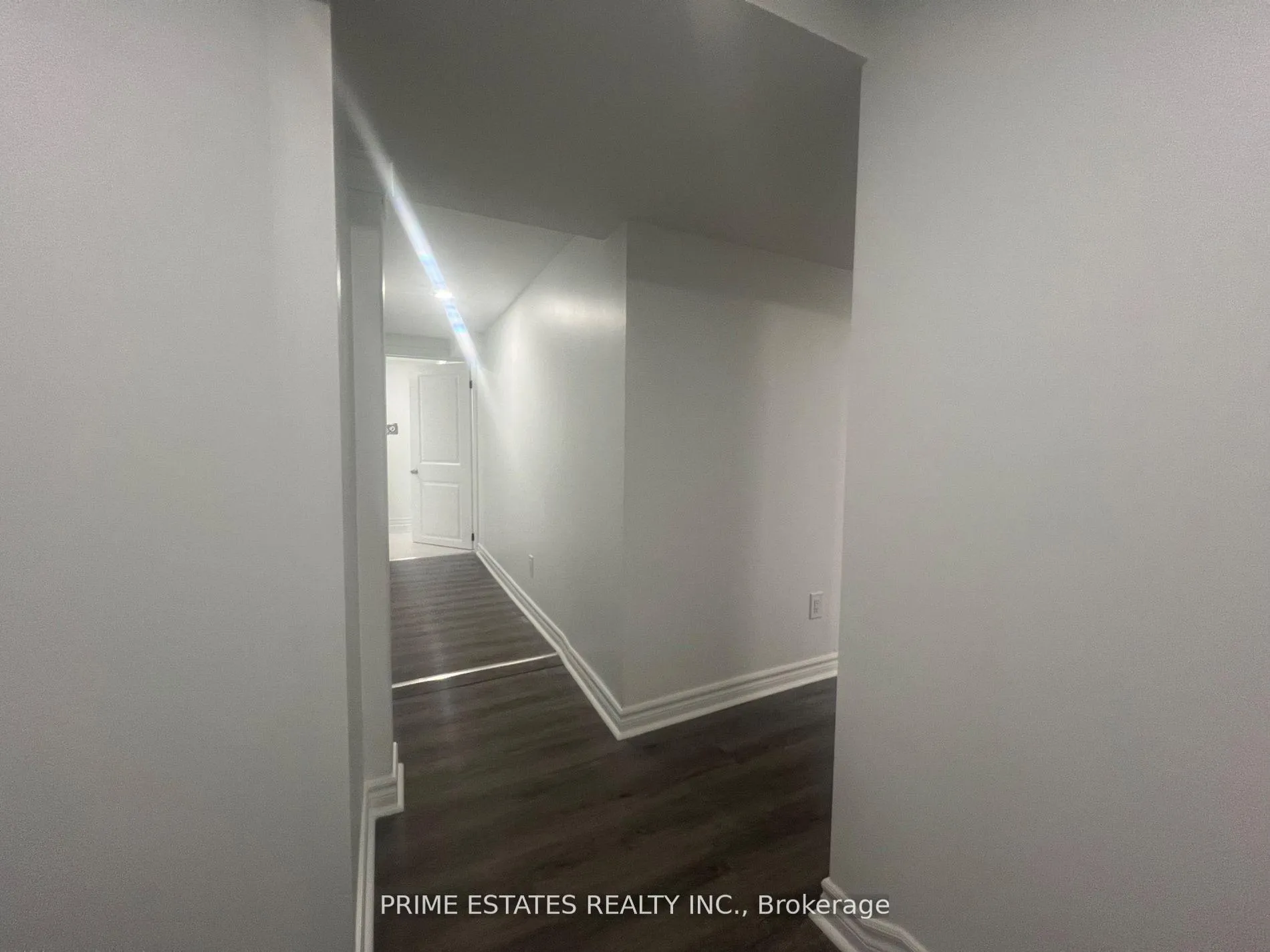 Photo 9 of 331 Bluejay Crescent, Oshawa, Eastdale — HOMEH