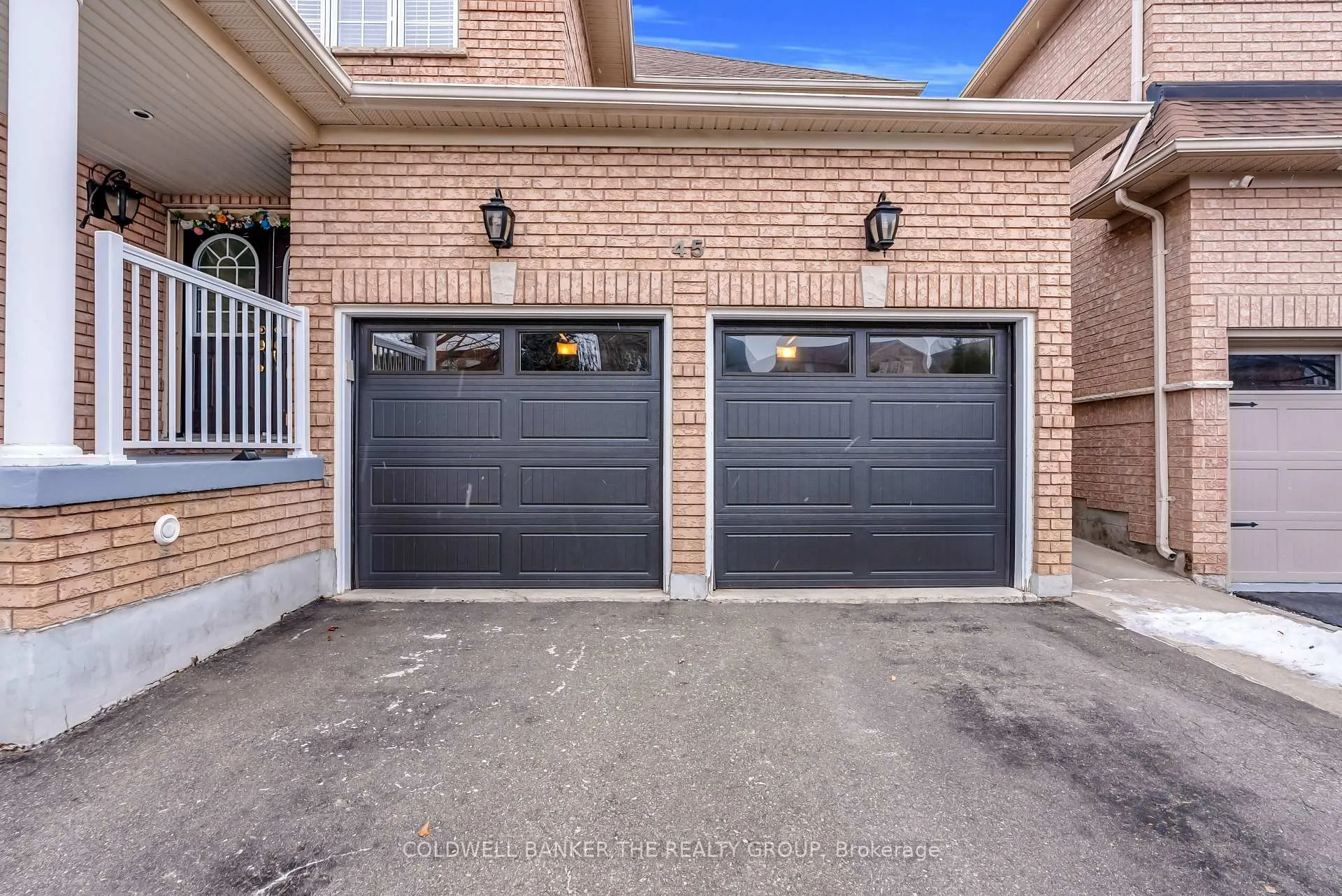 Photo 5 of 45 Heatherdale Drive, Brampton, Fletcher's Meadow — HOMEH