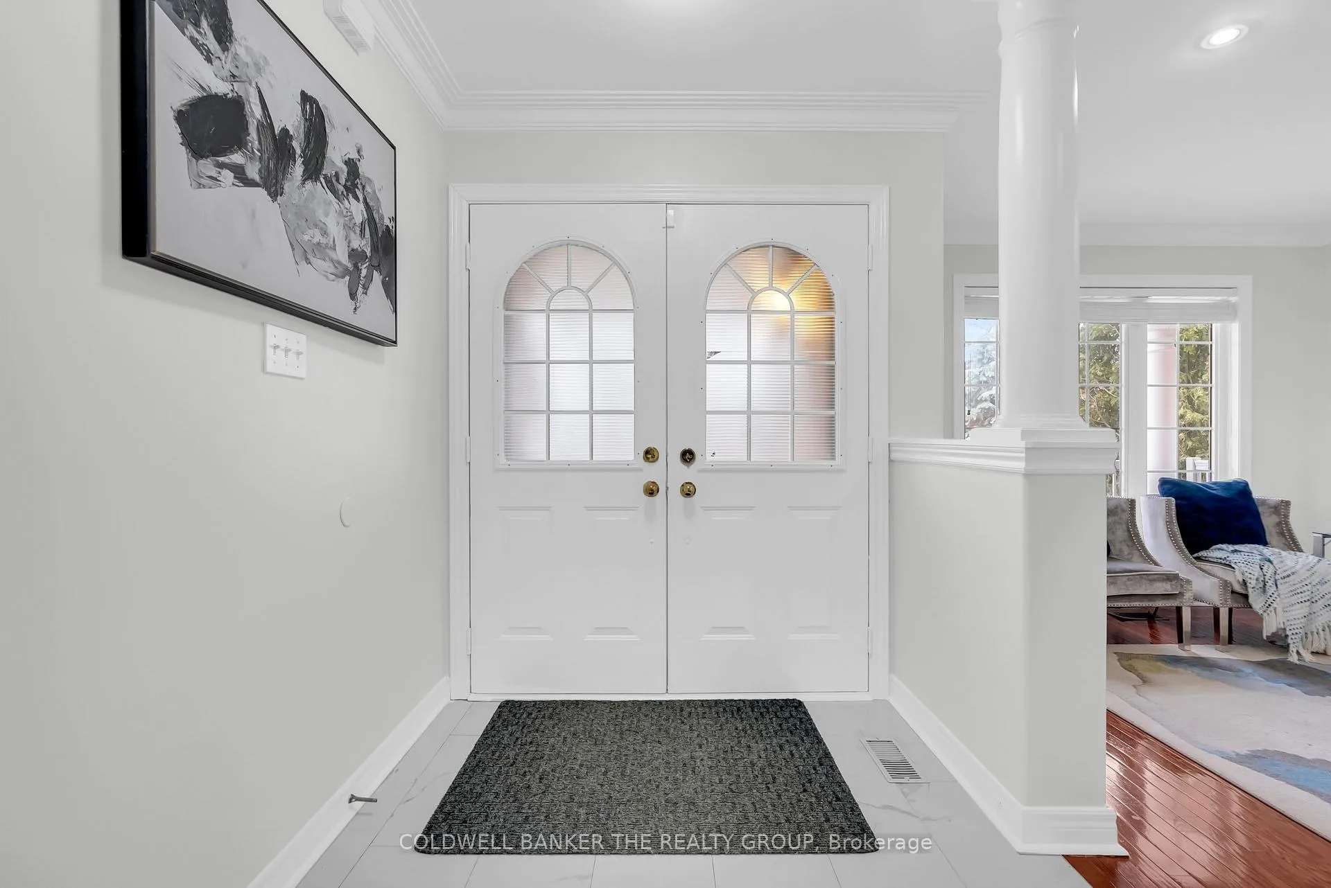 Photo 9 of 45 Heatherdale Drive, Brampton, Fletcher's Meadow — HOMEH