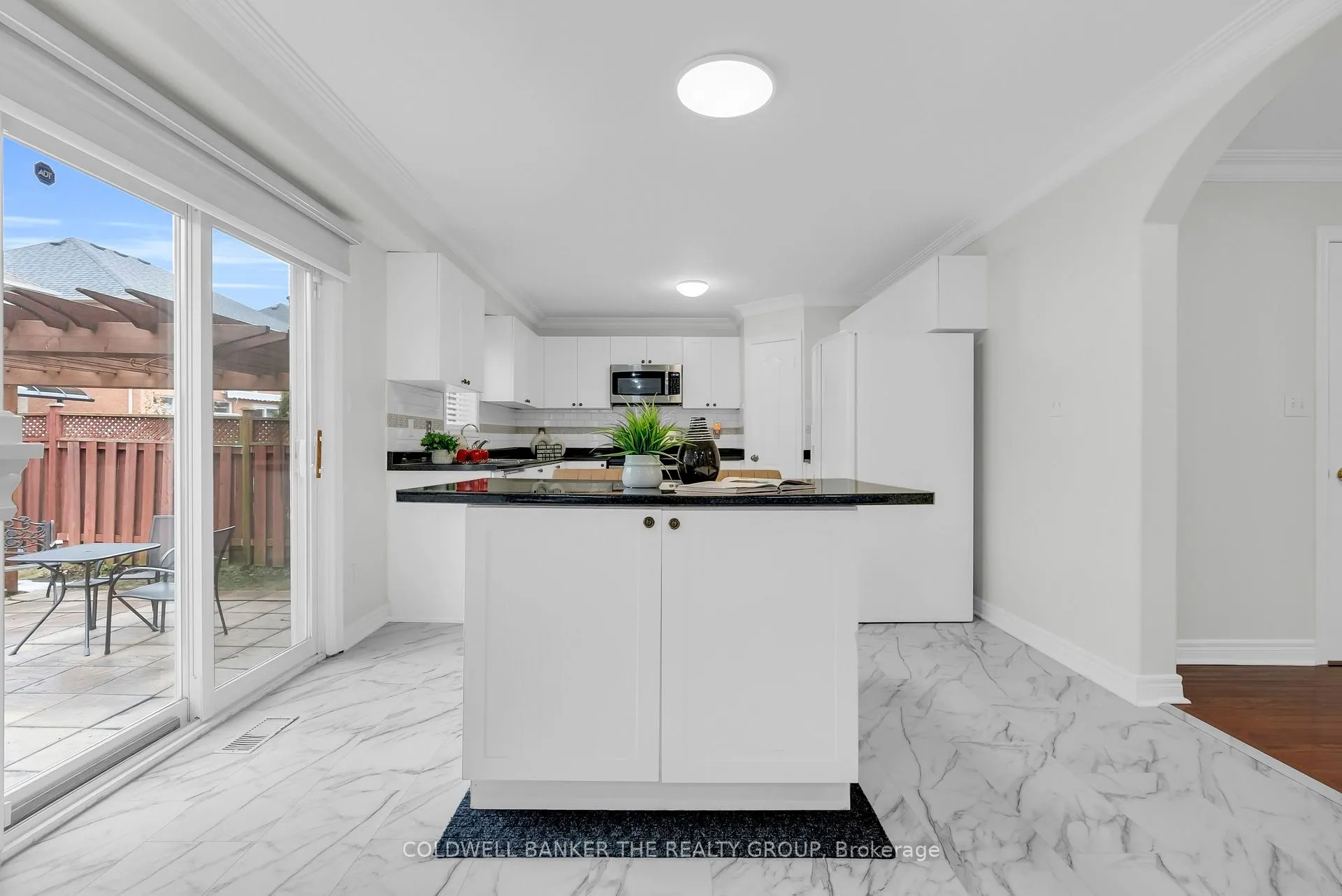 Photo 19 of 45 Heatherdale Drive, Brampton, Fletcher's Meadow — HOMEH