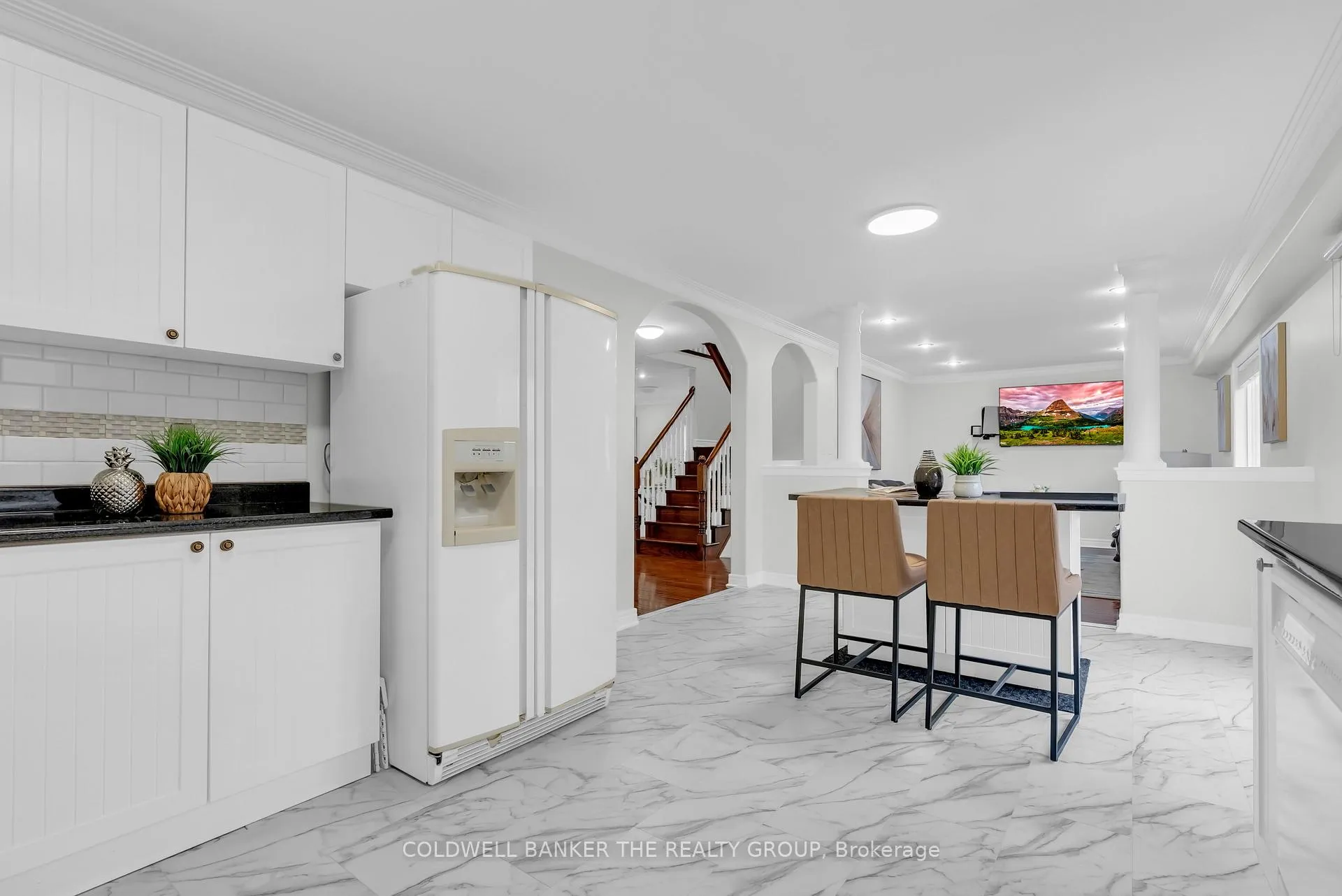 Photo 24 of 45 Heatherdale Drive, Brampton, Fletcher's Meadow — HOMEH