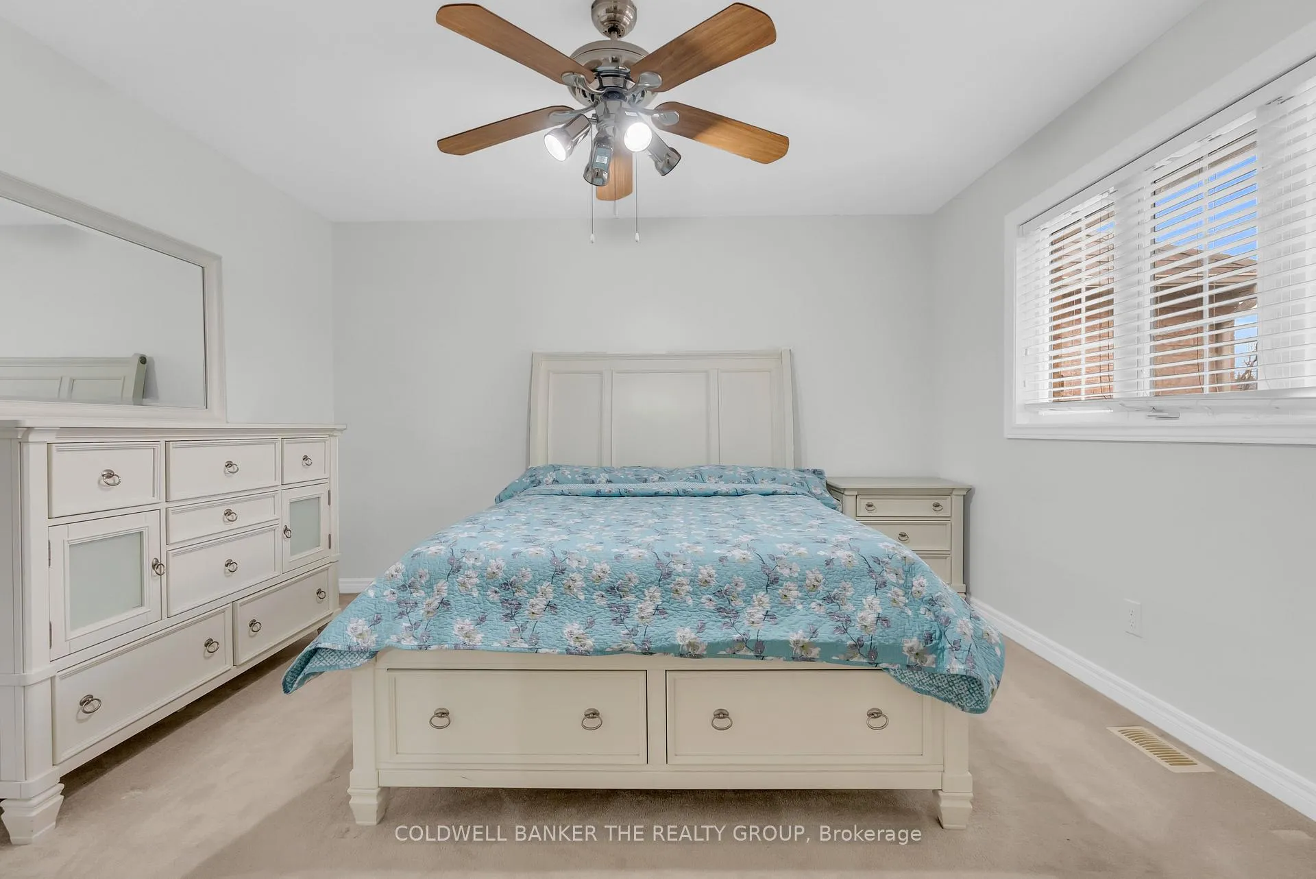 Photo 31 of 45 Heatherdale Drive, Brampton, Fletcher's Meadow — HOMEH