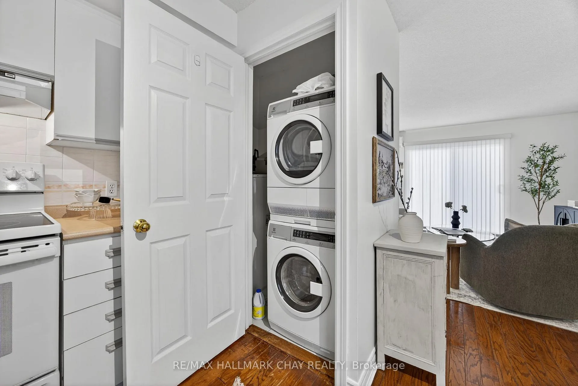 Photo 10 of Unit 40, 77 Mill Street E, New Tecumseth, Tottenham — HOMEH
