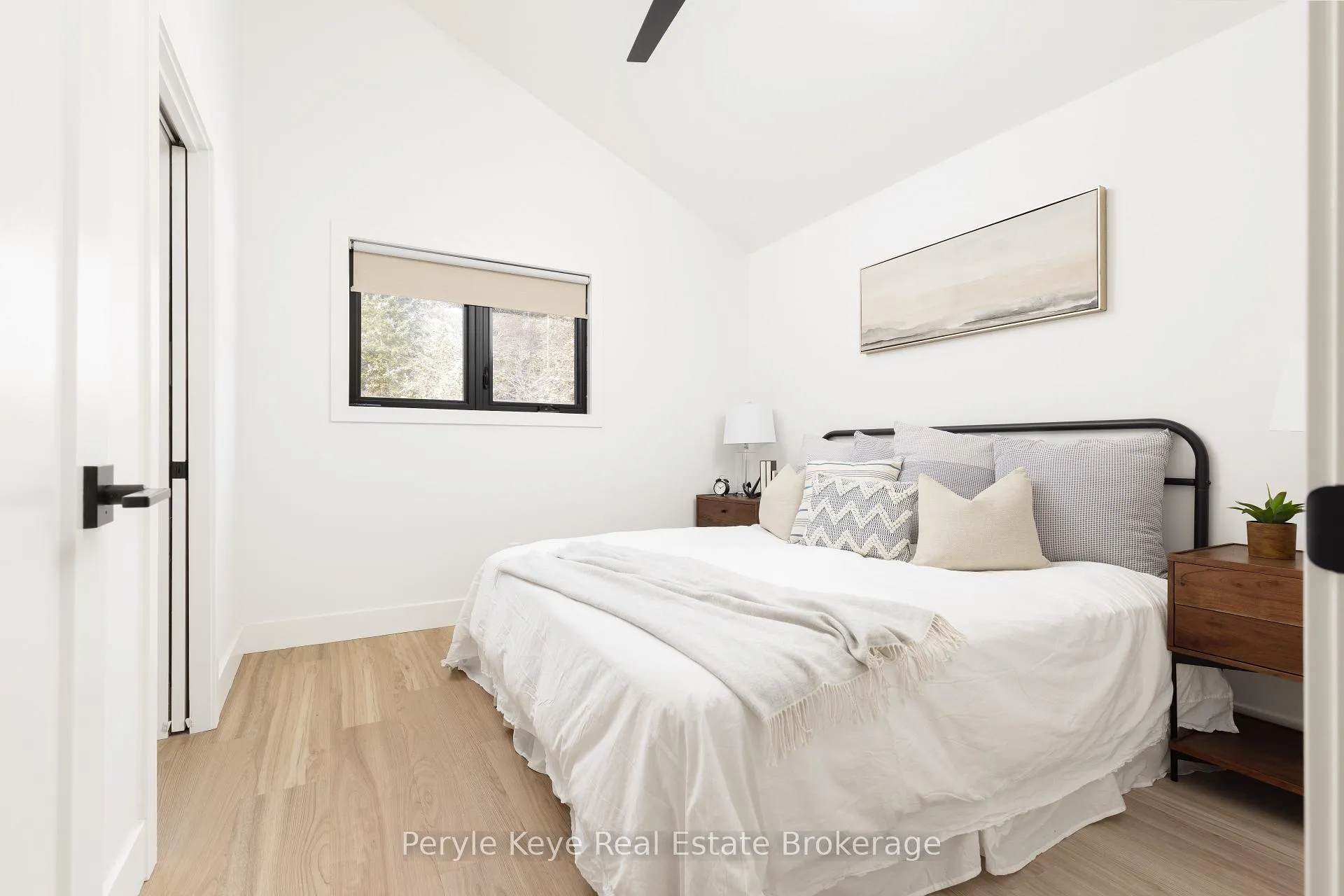 Photo 32 of 1290 Cedar Lane, Bracebridge, Macaulay — HOMEH