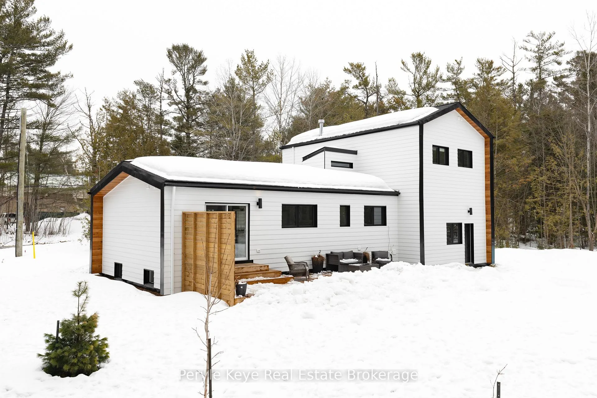 Photo 48 of 1290 Cedar Lane, Bracebridge, Macaulay — HOMEH