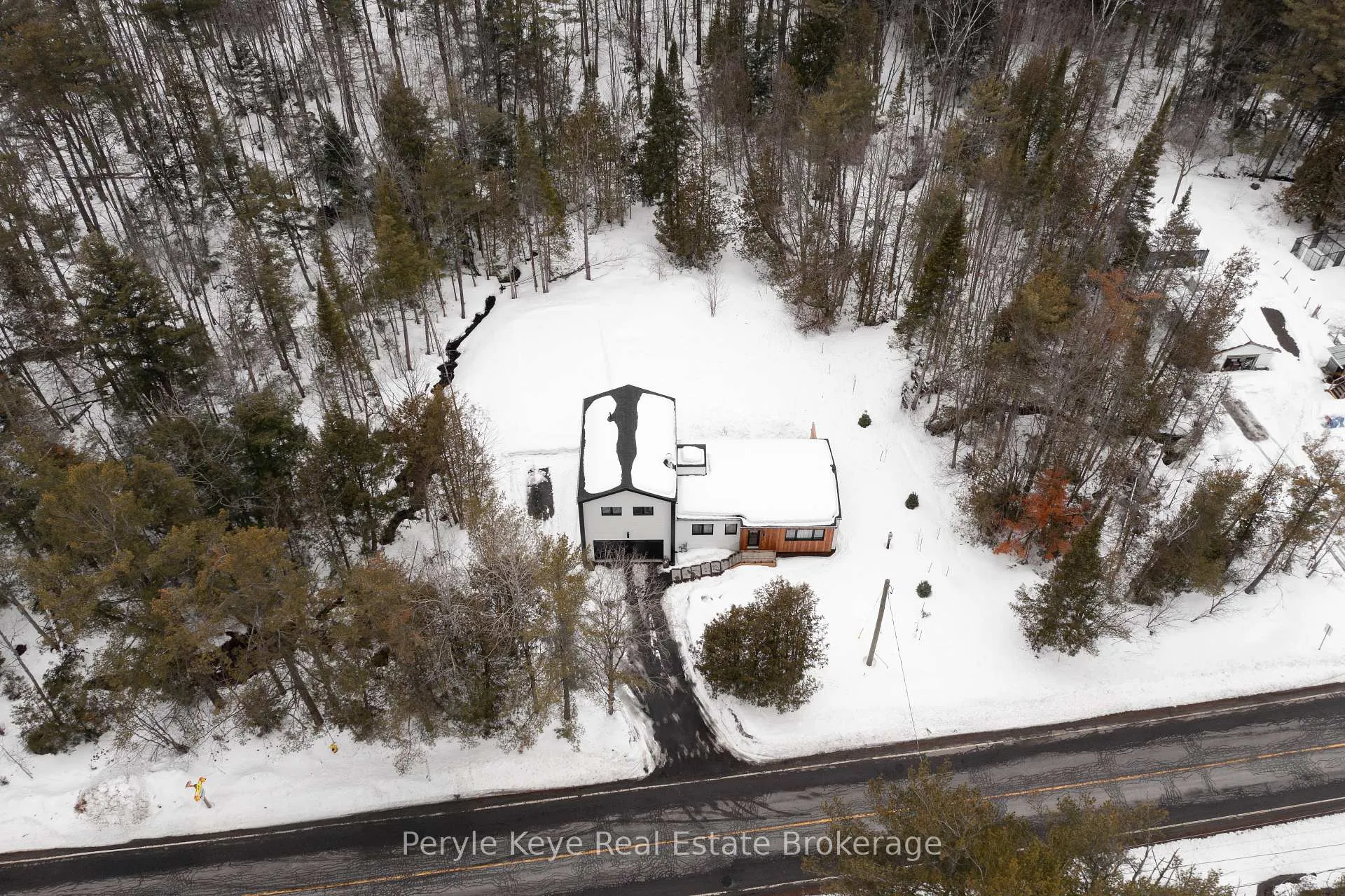 Photo 50 of 1290 Cedar Lane, Bracebridge, Macaulay — HOMEH