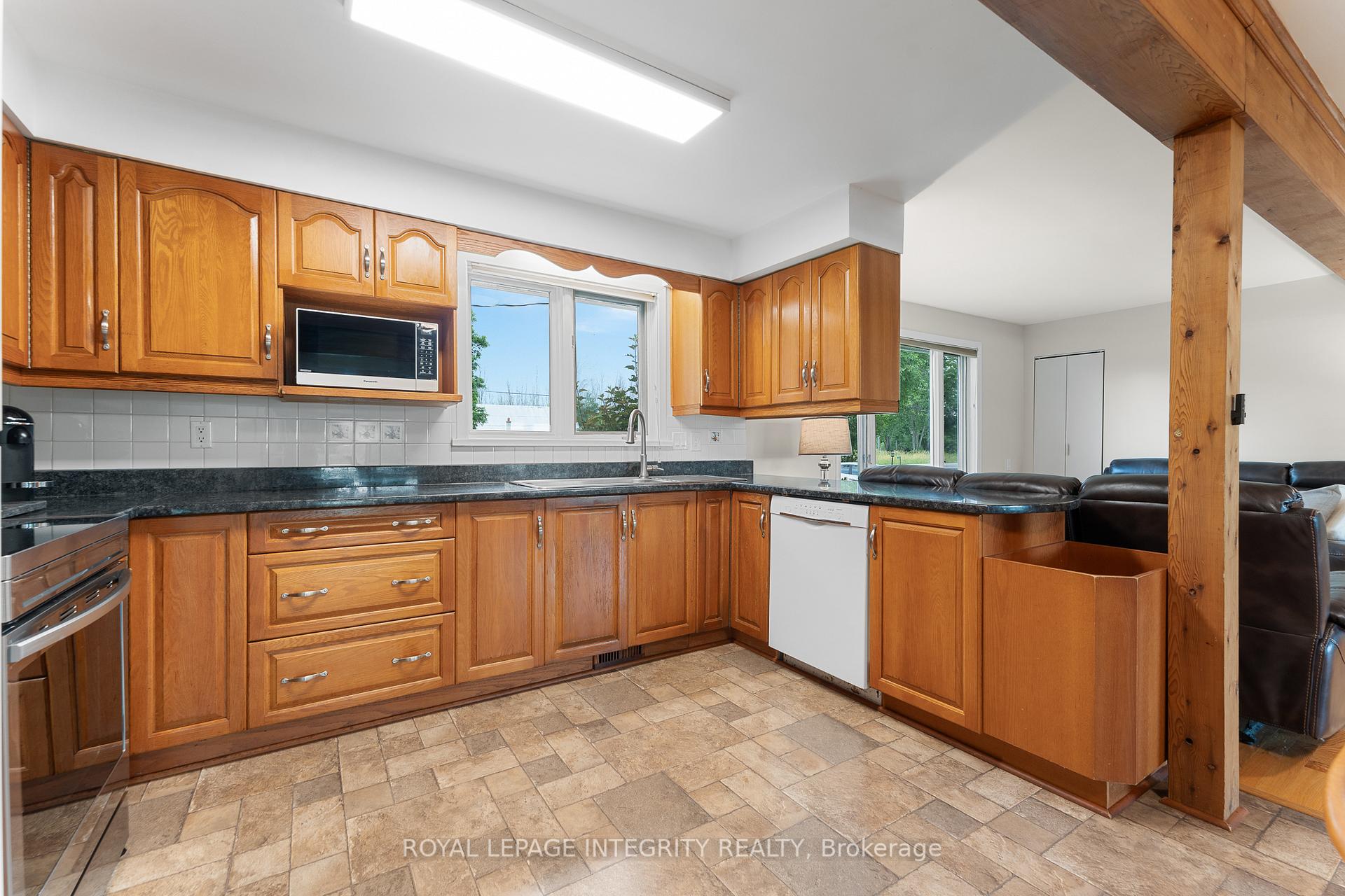 Photo 15 of 7403 Rideau Valley Drive S, Ottawa, Rideau Twp S of Reg Rd 6 E of Mccordick Rd. — HOMEH