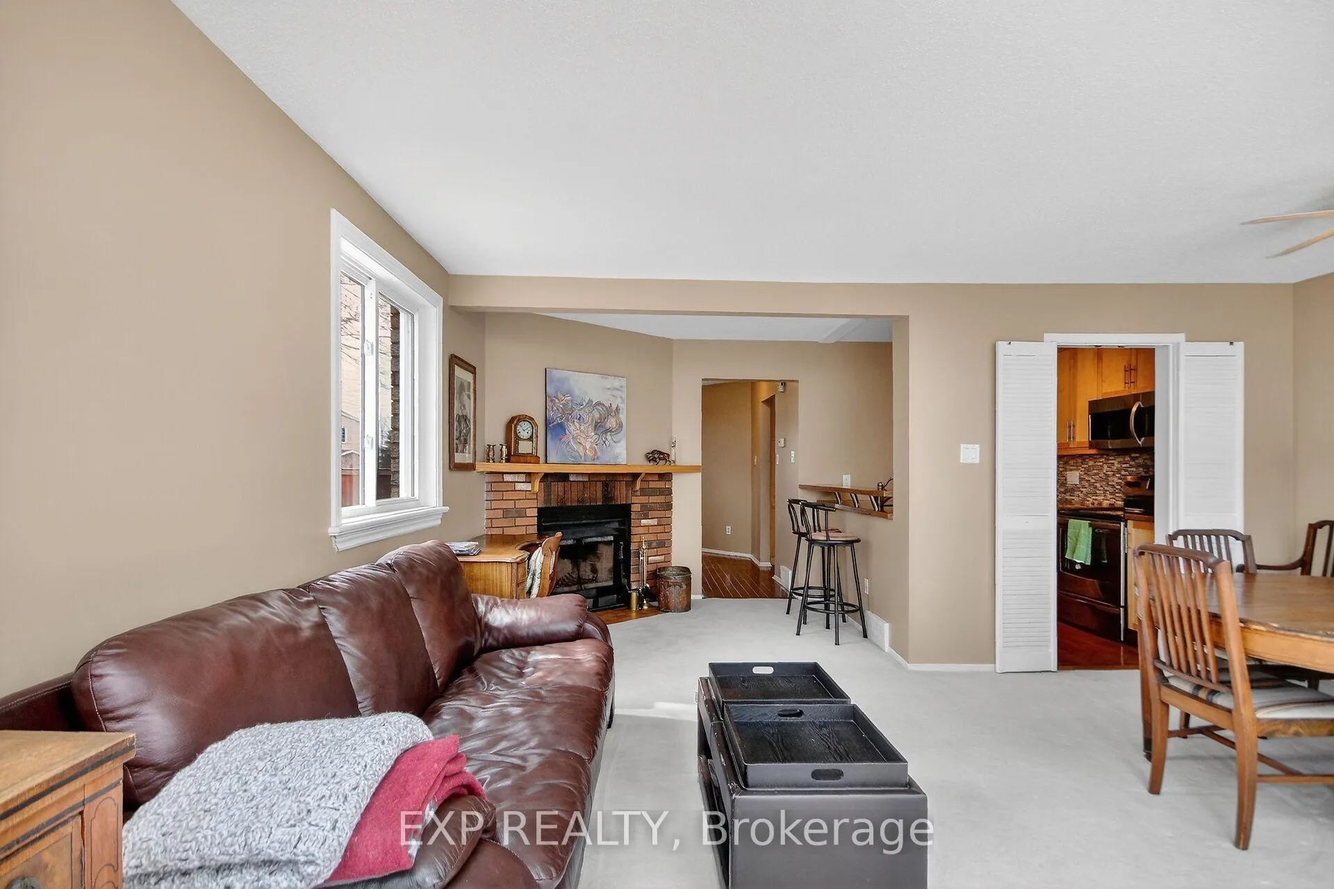Photo 20 of 43 Hummingbird Crescent, Ottawa, Barrhaven - Cedargrove/Fraserdale — HOMEH