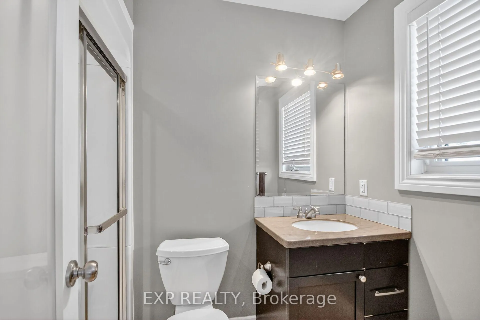 Photo 25 of 43 Hummingbird Crescent, Ottawa, Barrhaven - Cedargrove/Fraserdale — HOMEH