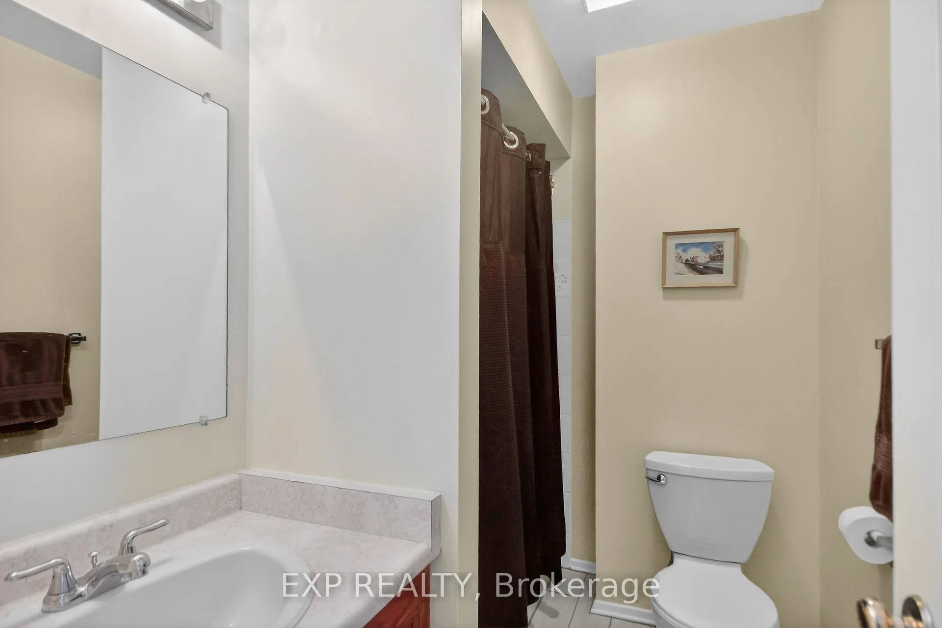 Photo 30 of 43 Hummingbird Crescent, Ottawa, Barrhaven - Cedargrove/Fraserdale — HOMEH