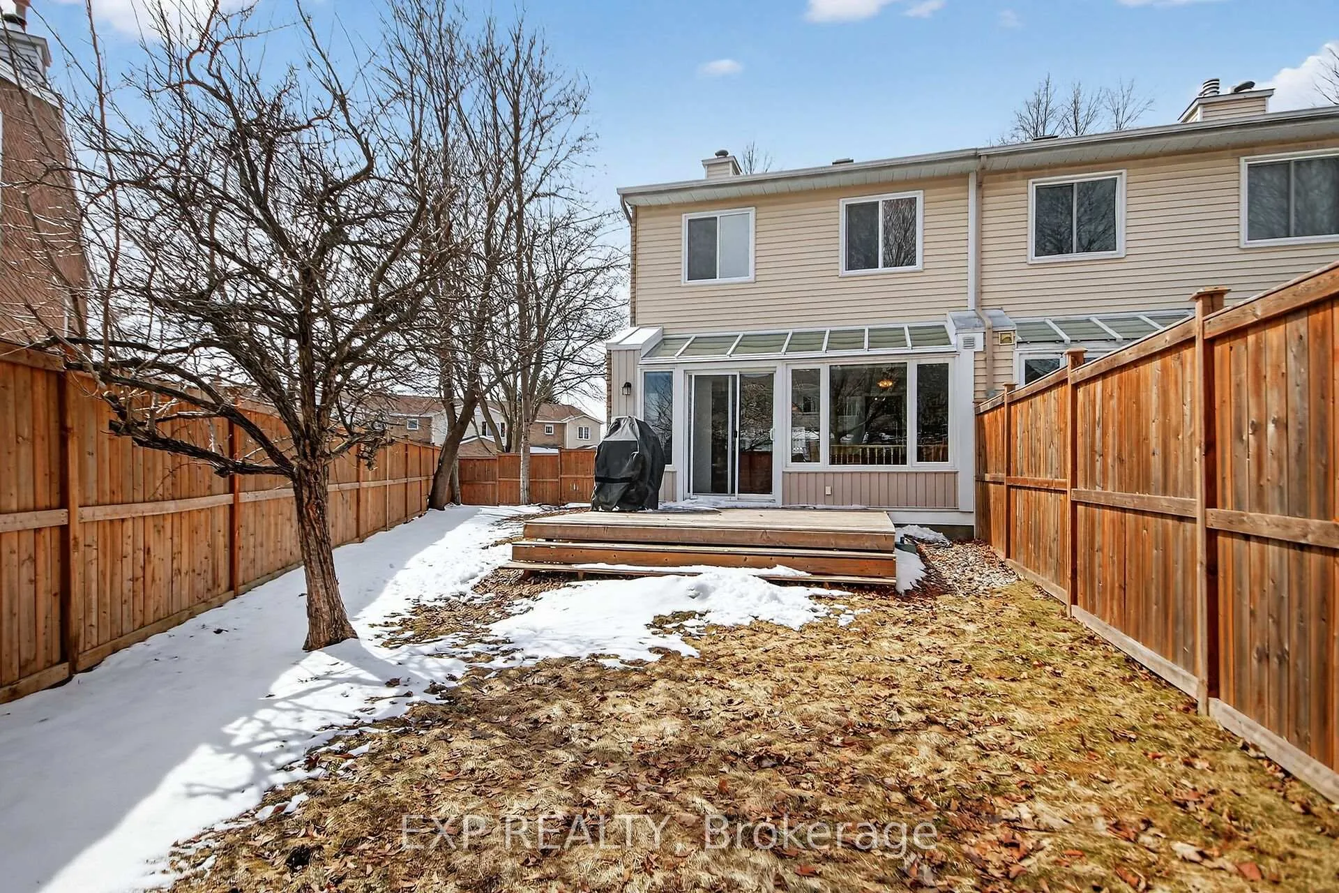 Photo 39 of 43 Hummingbird Crescent, Ottawa, Barrhaven - Cedargrove/Fraserdale — HOMEH